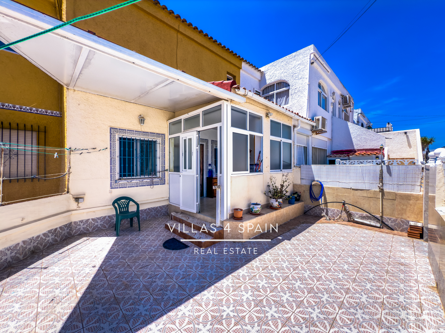 Groundfloor apartment with front garden in Los Narejos - Los alcazares, 15 min walk to the beach