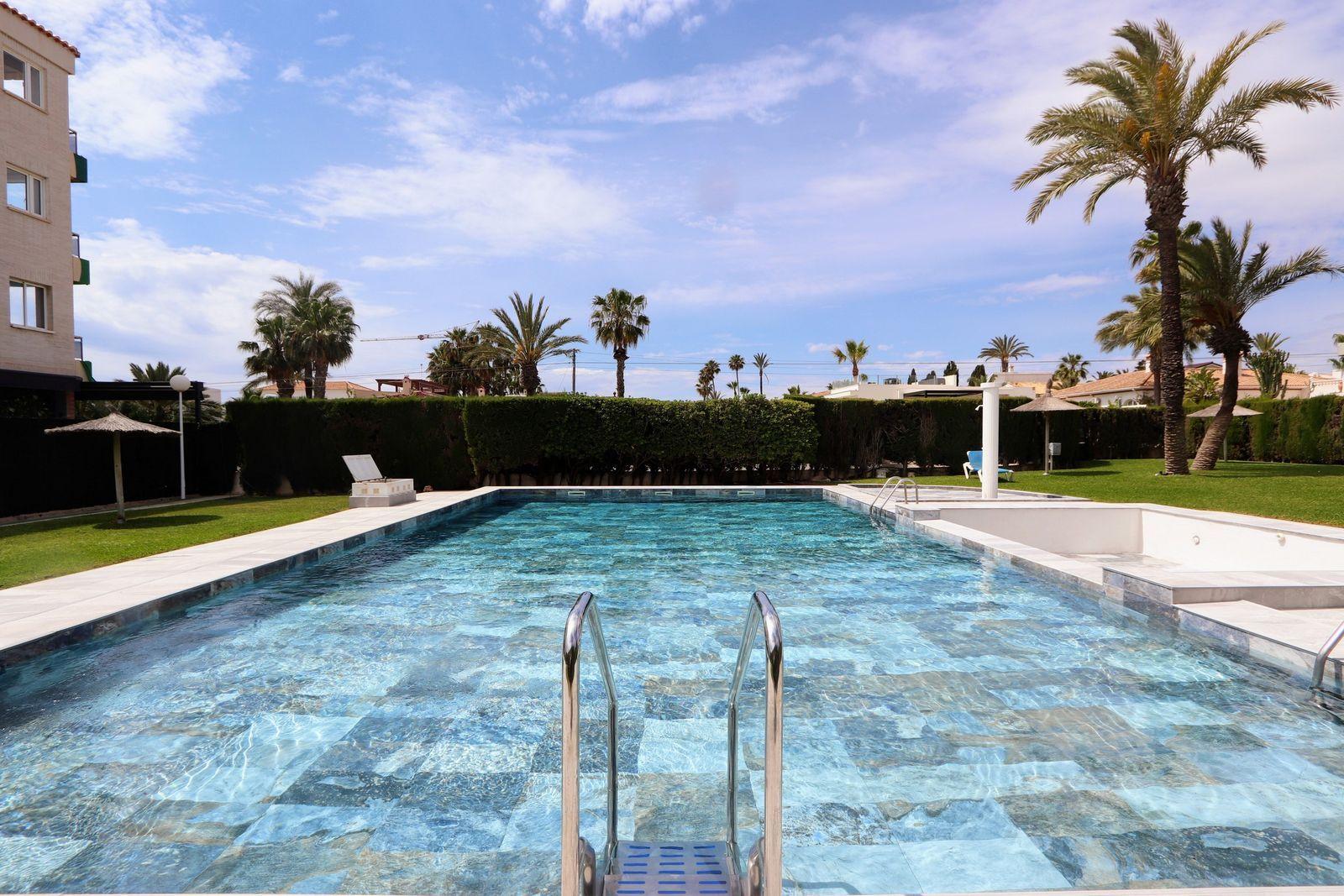 Resale - 3 Bedroom 2 Bathroom Apartamento in Torrevieja - Playa Flamenca - Alicante Resale - 3 Bedroom 2 Bathroom Apartamento in Torrevieja - Playa Flamenca - Alicante