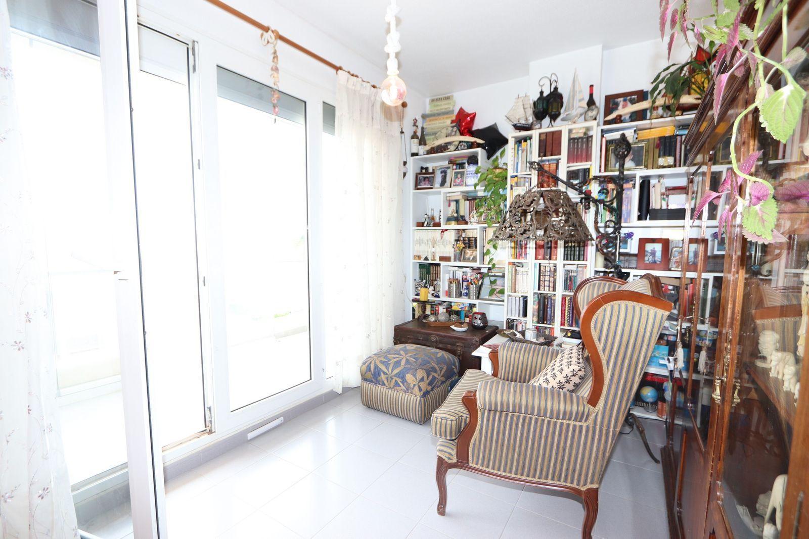 Resale - 3 Bedroom 2 Bathroom Apartamento in Torrevieja - Playa Flamenca - Alicante Resale - 3 Bedroom 2 Bathroom Apartamento in Torrevieja - Playa Flamenca - Alicante