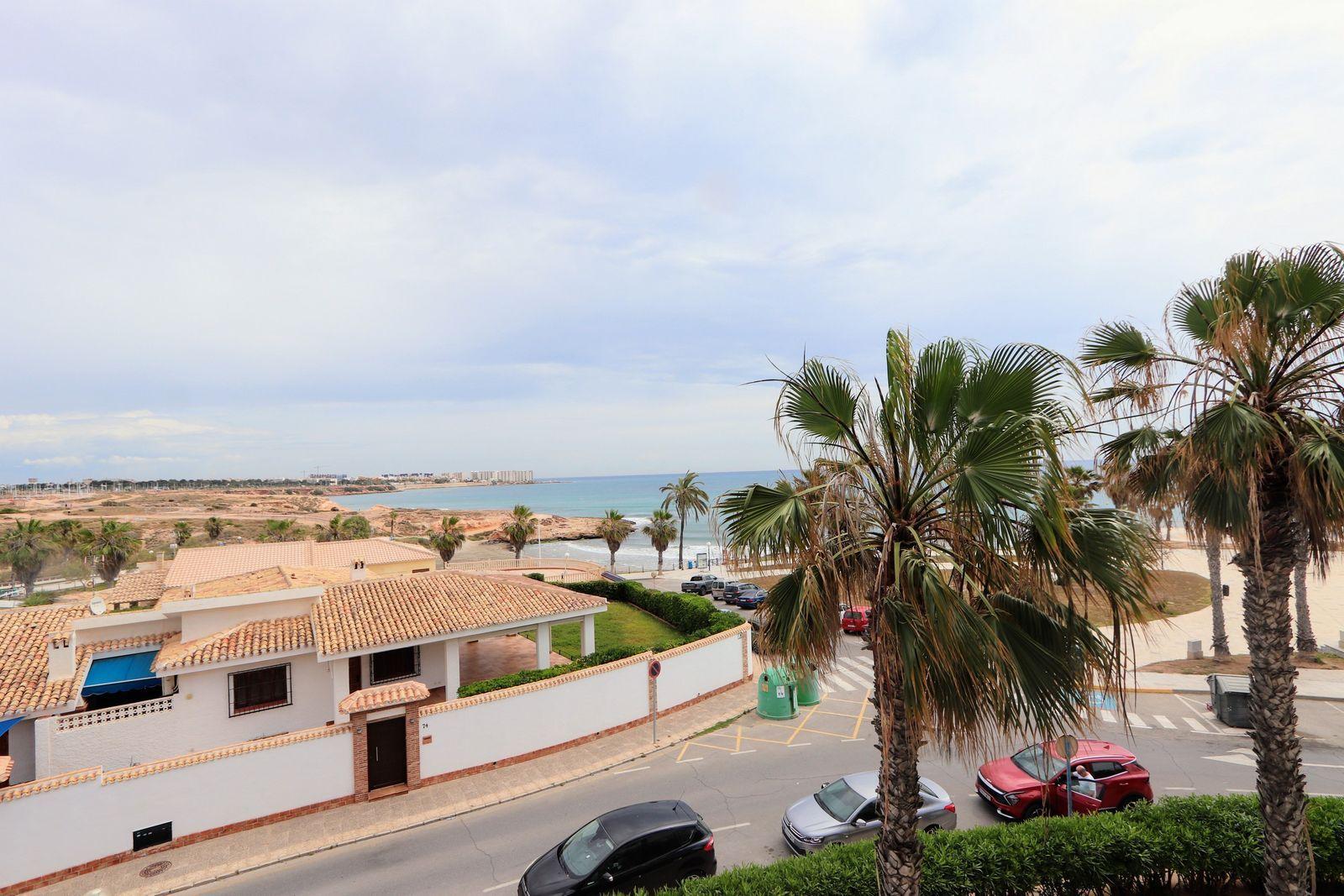Resale - 3 Bedroom 2 Bathroom Apartamento in Torrevieja - Playa Flamenca - Alicante Resale - 3 Bedroom 2 Bathroom Apartamento in Torrevieja - Playa Flamenca - Alicante