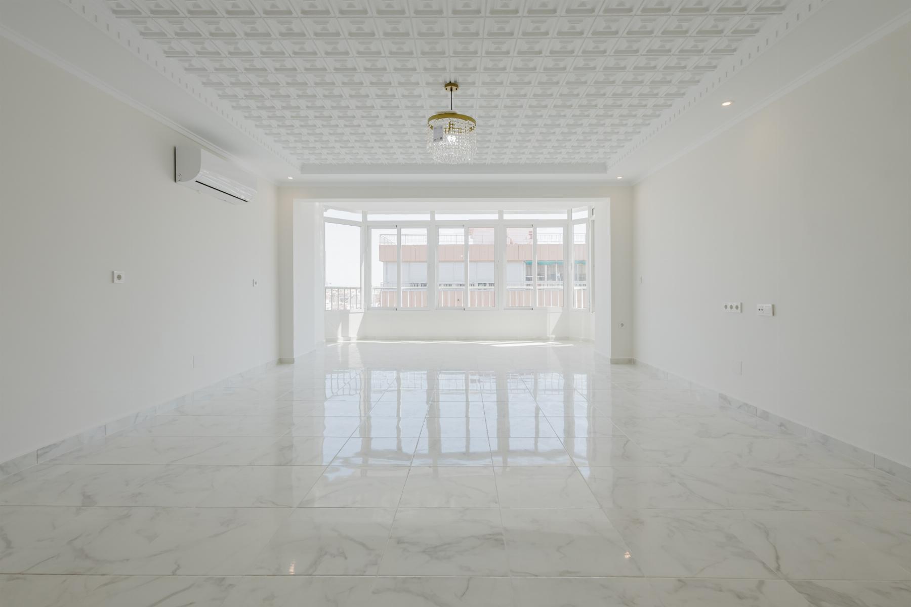 Resale - 3 Bedroom 3 Bathroom Apartamento in Torrevieja - Playa de La Acequion - Alicante Resale - 3 Bedroom 3 Bathroom Apartamento in Torrevieja - Playa de La Acequion - Alicante