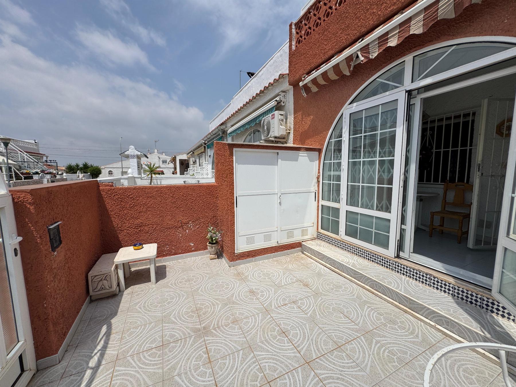 Resale - 2 Bedroom 2 Bathroom Chalet in Torrevieja - URB SAN LUIS - Alicante Resale - 2 Bedroom 2 Bathroom Chalet in Torrevieja - URB SAN LUIS - Alicante