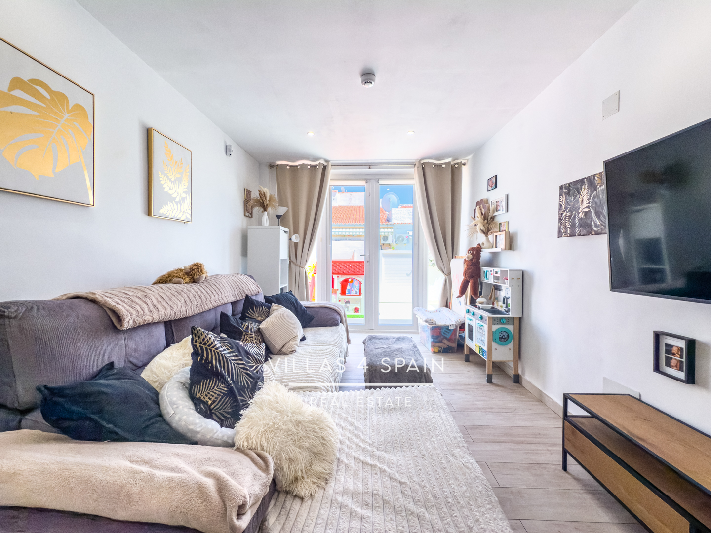 Resale - 2 Bedroom 1 bathroom Fully Renovated Town house with front garden in Torrevieja, San Luis - calle Zarauz - Alicante Resale - 2 Bedroom 1 bathroom Fully Renovated Town house with front garden in Torrevieja, San Luis - calle Zarauz - Alicante