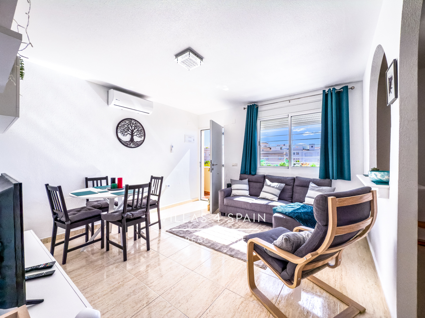 Resale - 2 bed apartment with roof terrace in El Galan, Villamartin - calle el pedrero - Alicante Resale - 2 bed apartment with roof terrace in El Galan, Villamartin - calle el pedrero - Alicante