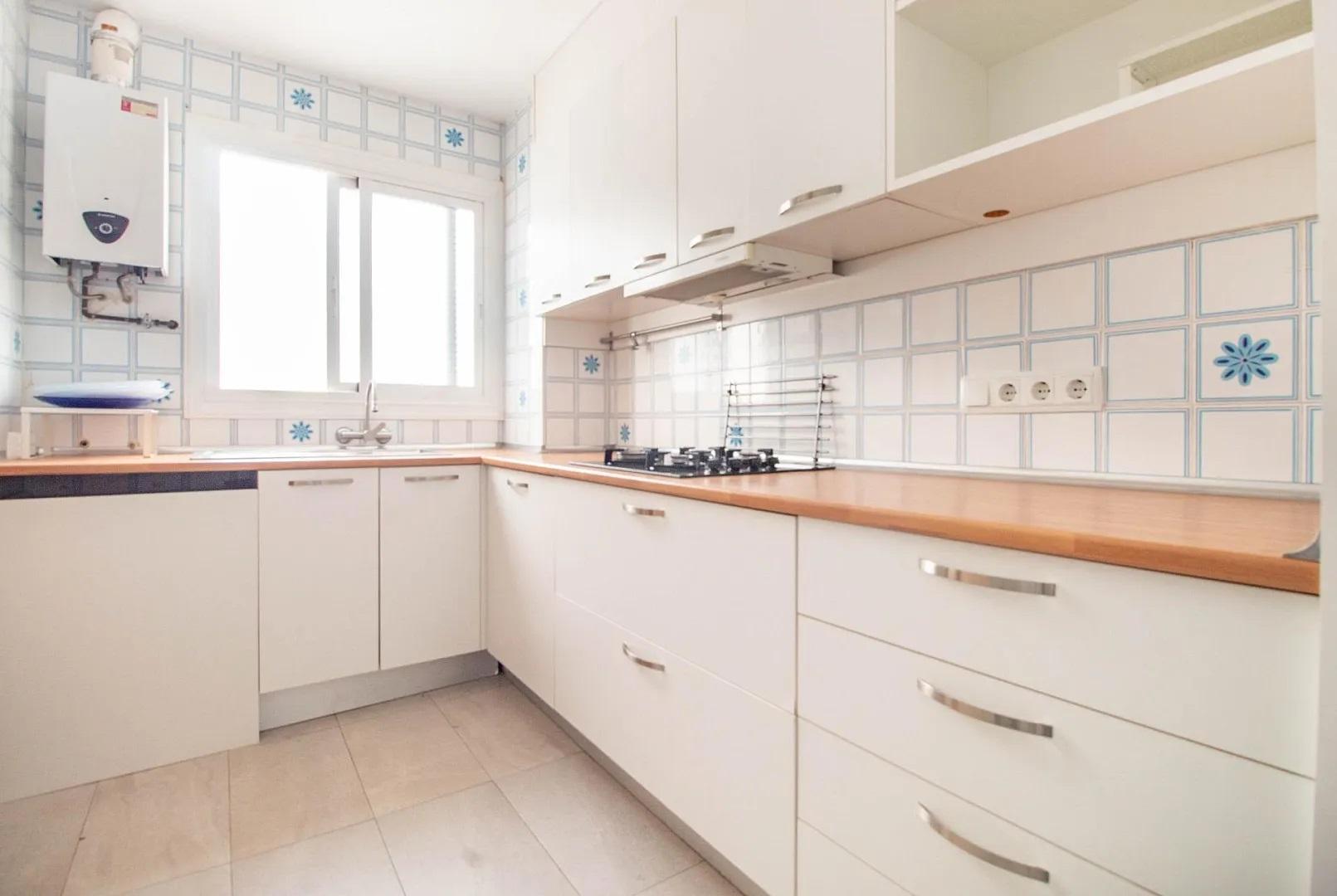 Sold - 3 Bedroom 1 Bathroom Atico in Torrevieja - Playa Acequion - Alicante Sold - 3 Bedroom 1 Bathroom Atico in Torrevieja - Playa Acequion - Alicante