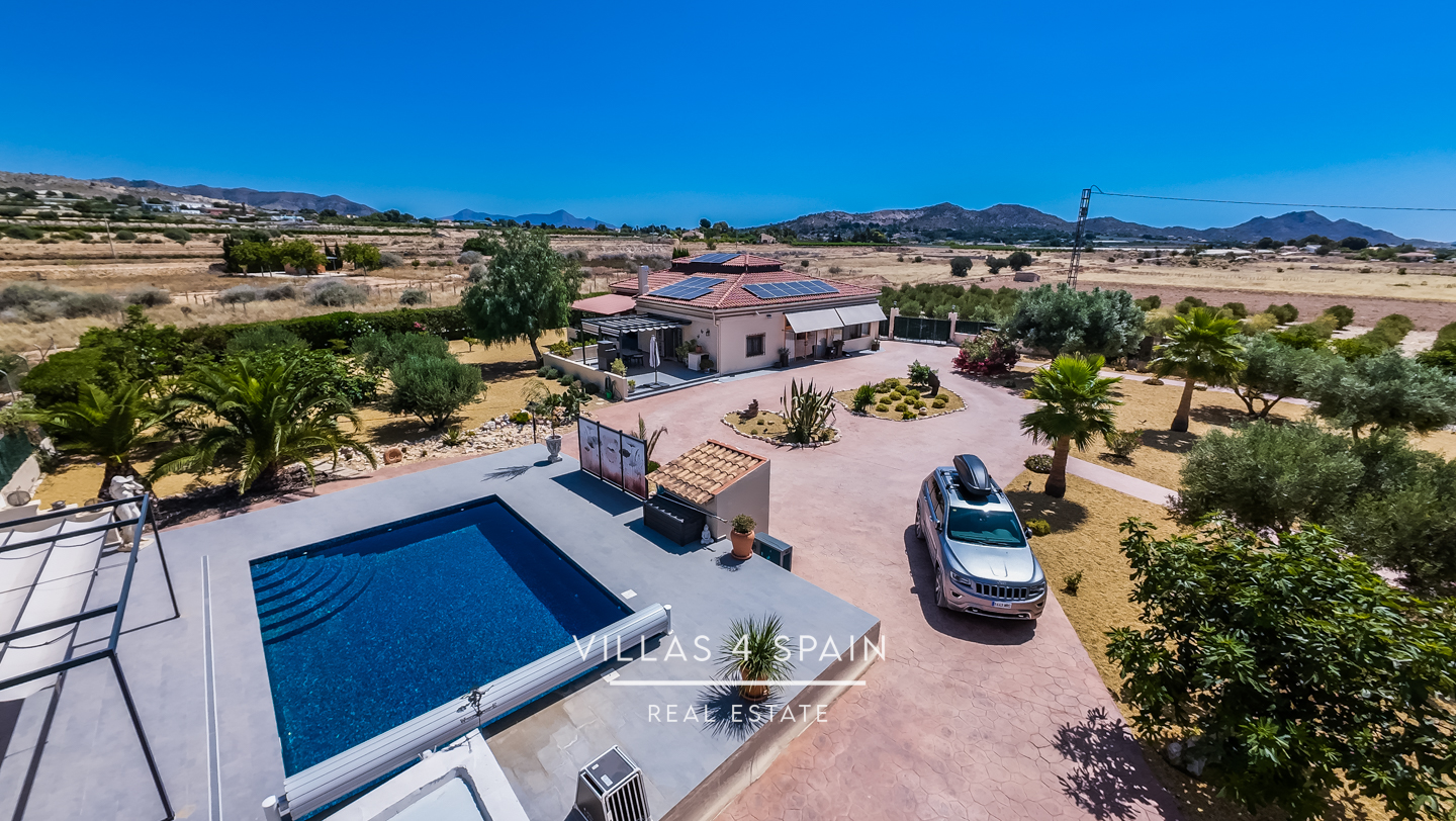 Resale - 3 Bed 2 Bath Villa in La Romana, Alicante - ctra. Algueña - Alicante Resale - 3 Bed 2 Bath Villa in La Romana, Alicante - ctra. Algueña - Alicante