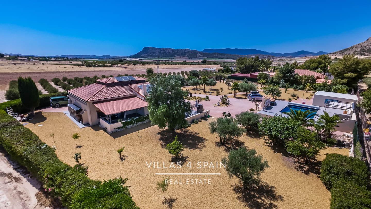 Resale - 3 Bed 2 Bath Villa in La Romana, Alicante - ctra. Algueña - Alicante Resale - 3 Bed 2 Bath Villa in La Romana, Alicante - ctra. Algueña - Alicante