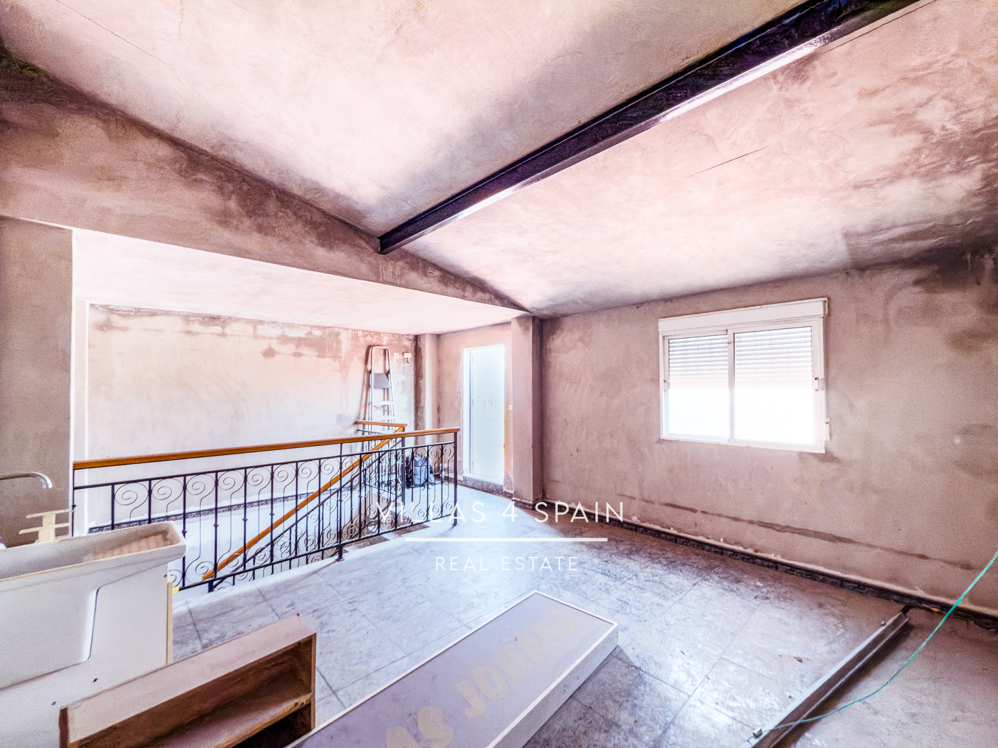 Resale - 8 Bed 4 Bath Townhouse in Fortuna For Sale - av. salvador allende - Murcia Resale - 8 Bed 4 Bath Townhouse in Fortuna For Sale - av. salvador allende - Murcia