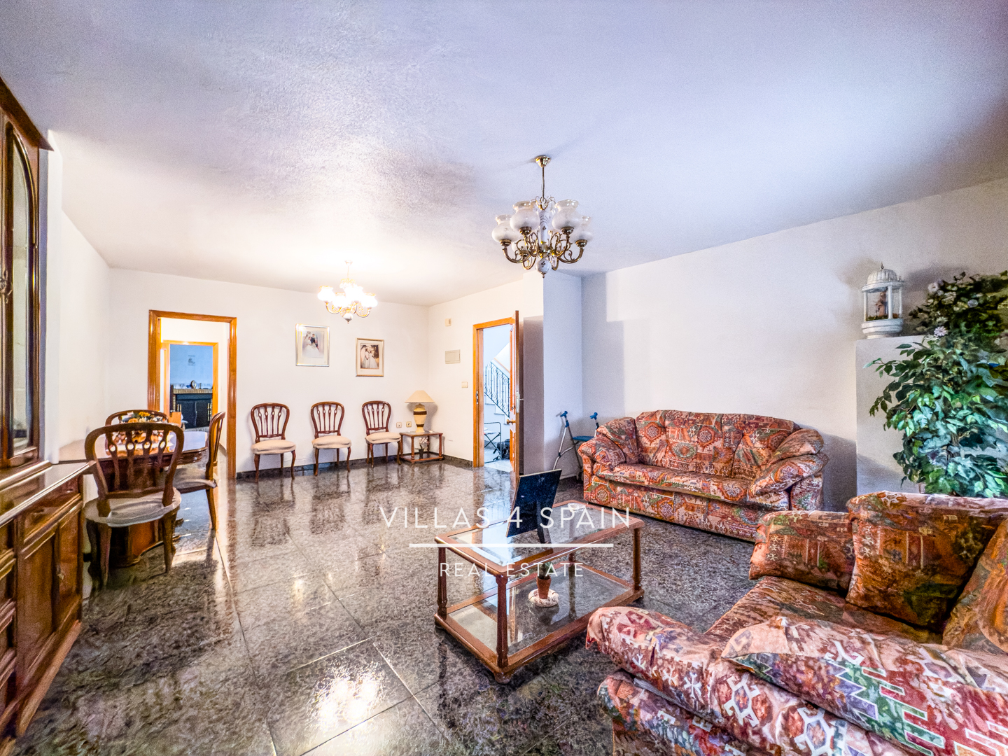 Resale - 8 Bed 4 Bath Townhouse in Fortuna For Sale - av. salvador allende - Murcia Resale - 8 Bed 4 Bath Townhouse in Fortuna For Sale - av. salvador allende - Murcia