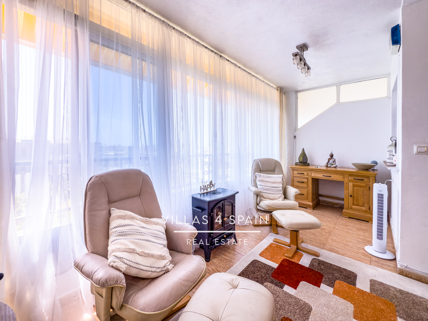 Resale - 2 Bed 1 Bath Apartment with Roof Terrace and sea views - calle salustiana - Alicante Resale - 2 Bed 1 Bath Apartment with Roof Terrace and sea views - calle salustiana - Alicante