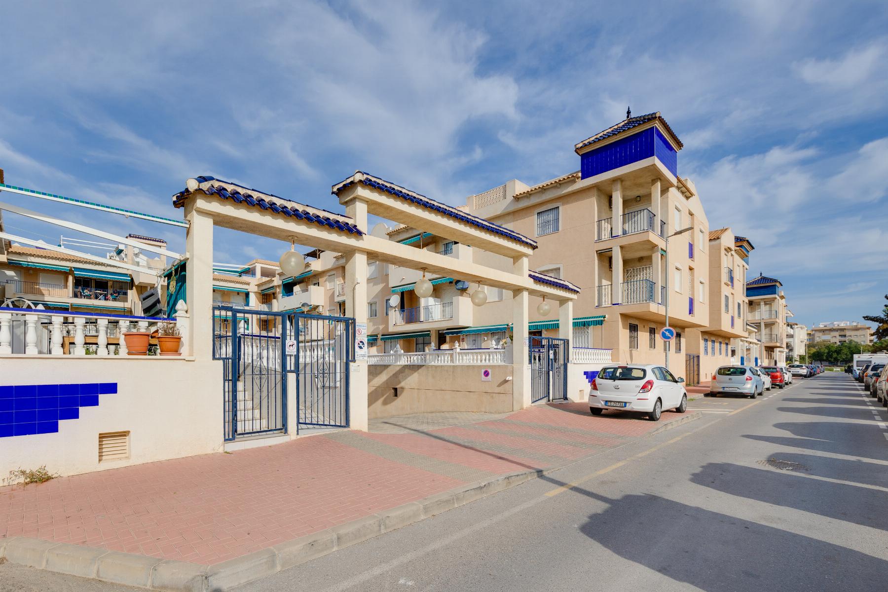 Sold - 3 Bedroom 2 Bathroom Apartamento in Torrevieja - PLAYA NAUFRAGOS - Alicante Sold - 3 Bedroom 2 Bathroom Apartamento in Torrevieja - PLAYA NAUFRAGOS - Alicante