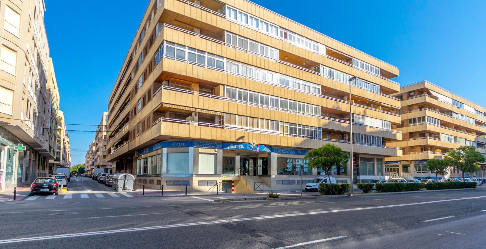 Sold - 3 Bedroom 2 Bathroom Apartamento in Torrevieja - Playa de La Acequion - Alicante Sold - 3 Bedroom 2 Bathroom Apartamento in Torrevieja - Playa de La Acequion - Alicante