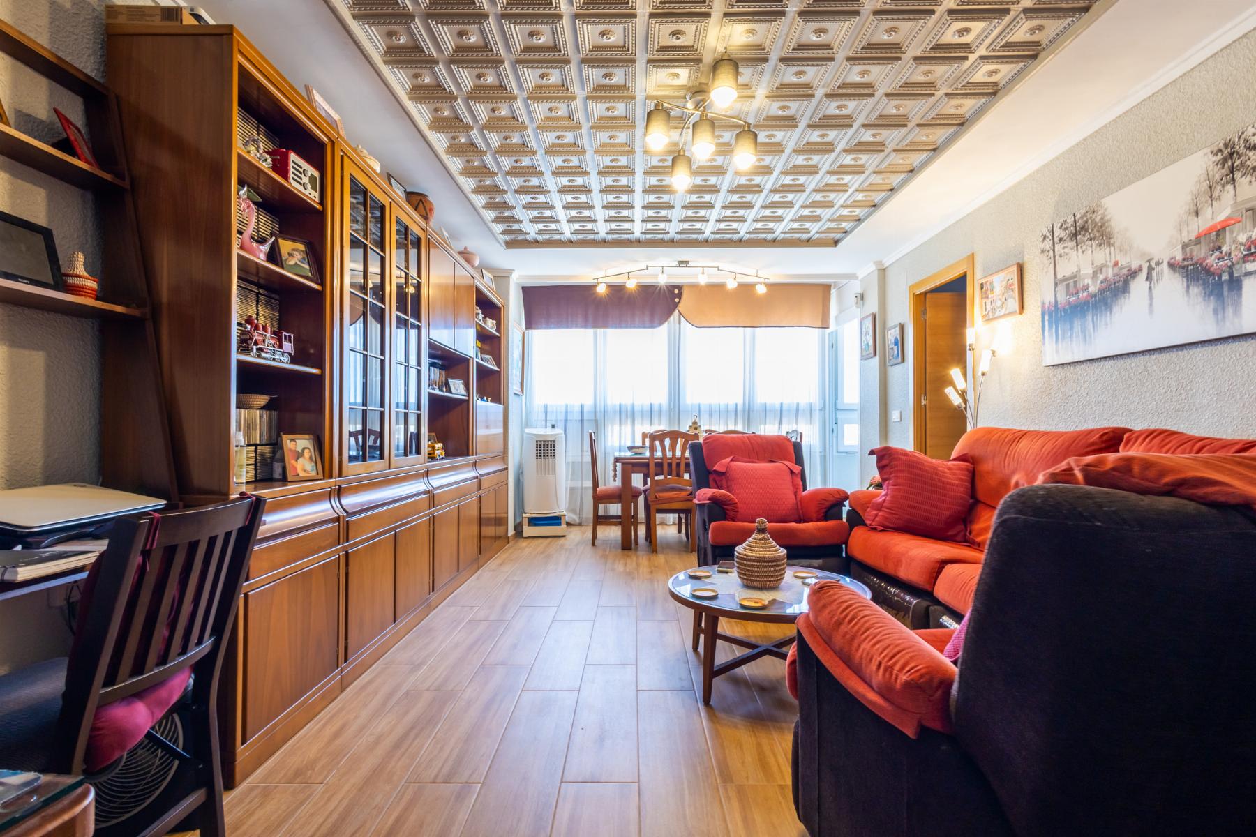 Resale - 3 Bedroom 2 Bathroom Apartamento in Torrevieja - Playa del Acequión - Alicante Resale - 3 Bedroom 2 Bathroom Apartamento in Torrevieja - Playa del Acequión - Alicante