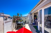 XV4S2899, 2 Bedroom 1 bathroom Fully Renovated Town house with front garden in Torrevieja, San Luis 