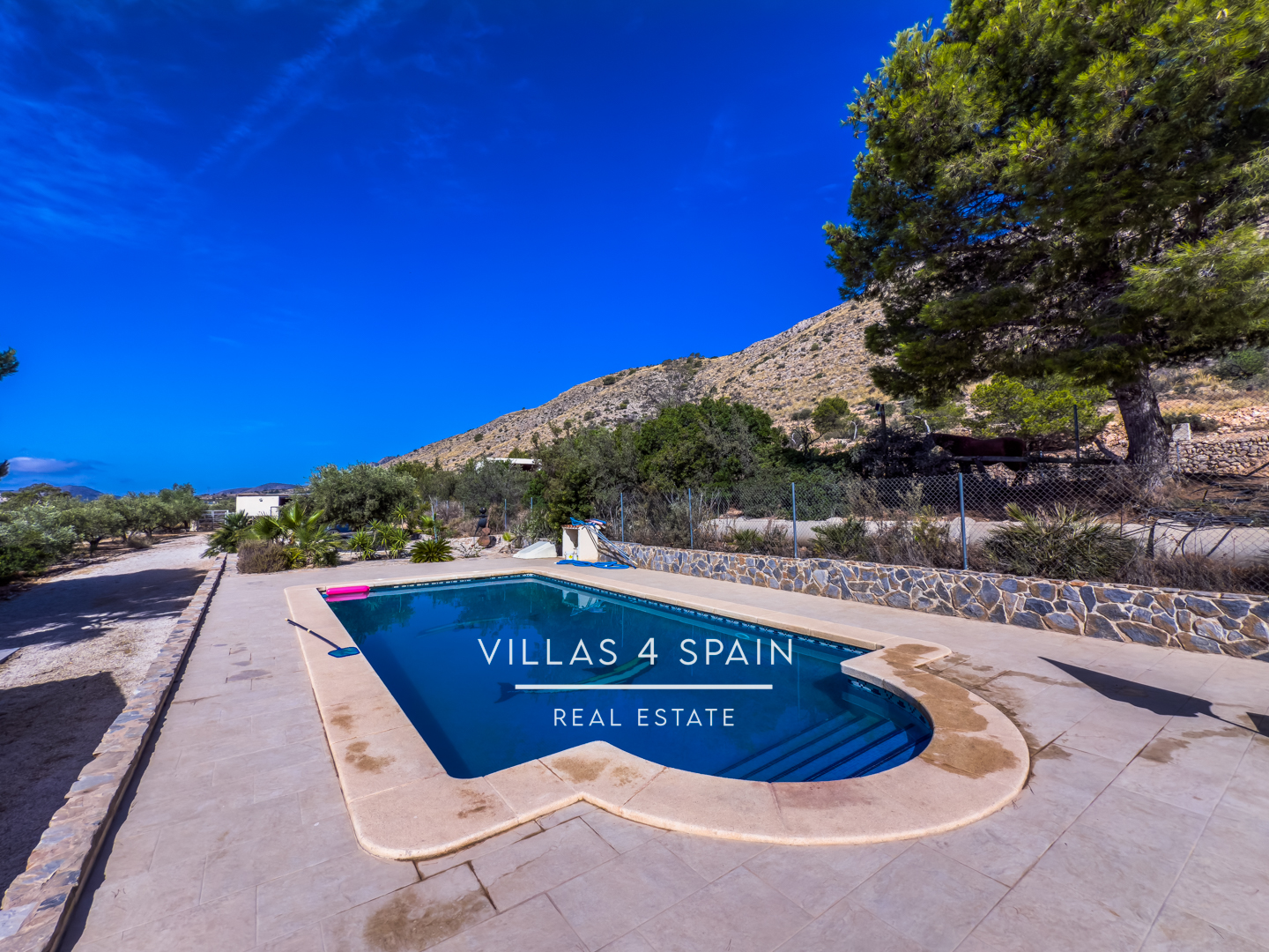 Resale - 3 Bed 2 Bath Villa with Equestrian facilities in Hondon de las Nieves Alicante - camino de los puertos solana 6 - Alicante Resale - 3 Bed 2 Bath Villa with Equestrian facilities in Hondon de las Nieves Alicante - camino de los puertos solana 6 - Alicante