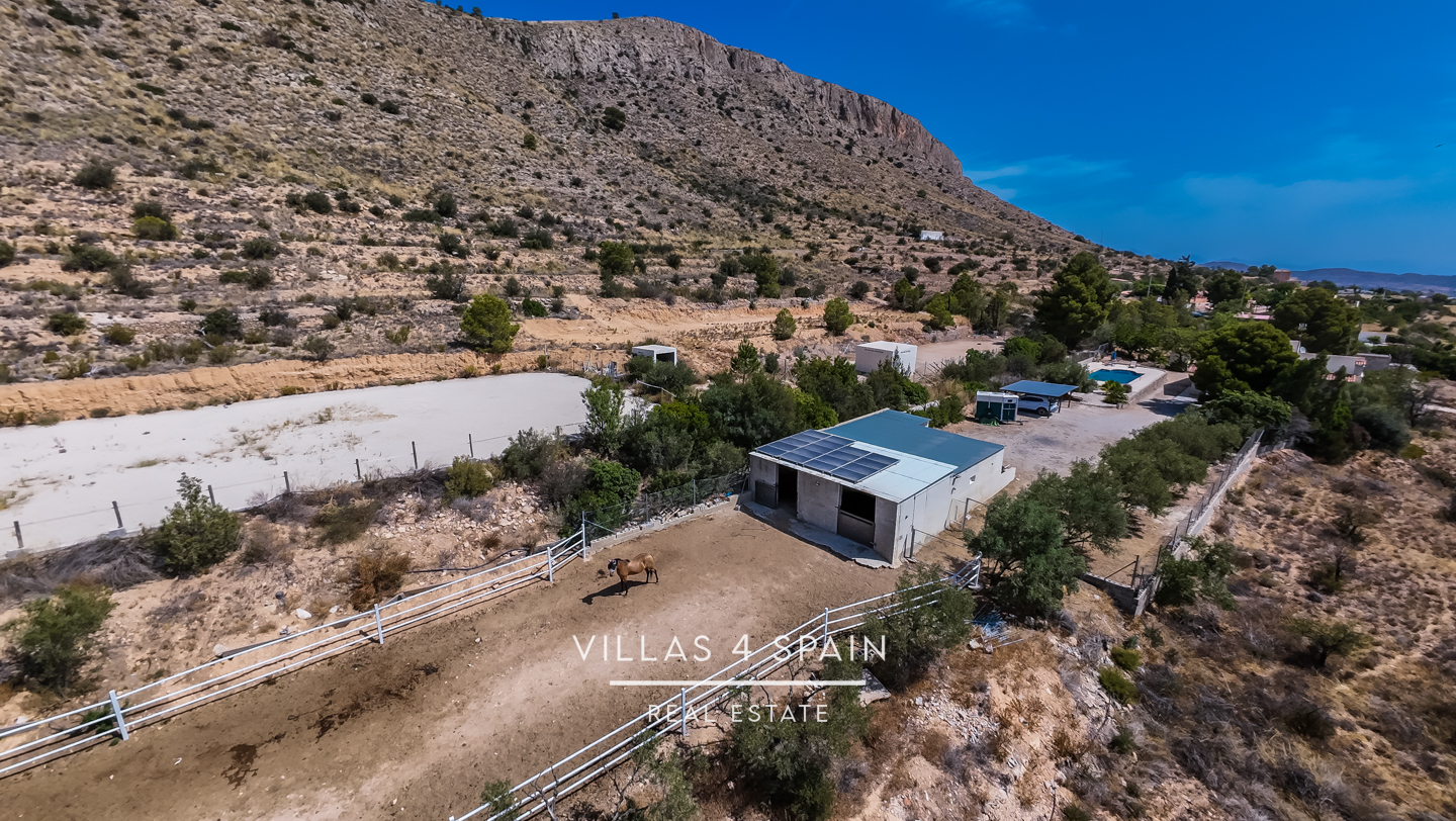 Resale - 3 Bed 2 Bath Villa with Equestrian facilities in Hondon de las Nieves Alicante - camino de los puertos solana 6 - Alicante Resale - 3 Bed 2 Bath Villa with Equestrian facilities in Hondon de las Nieves Alicante - camino de los puertos solana 6 - Alicante