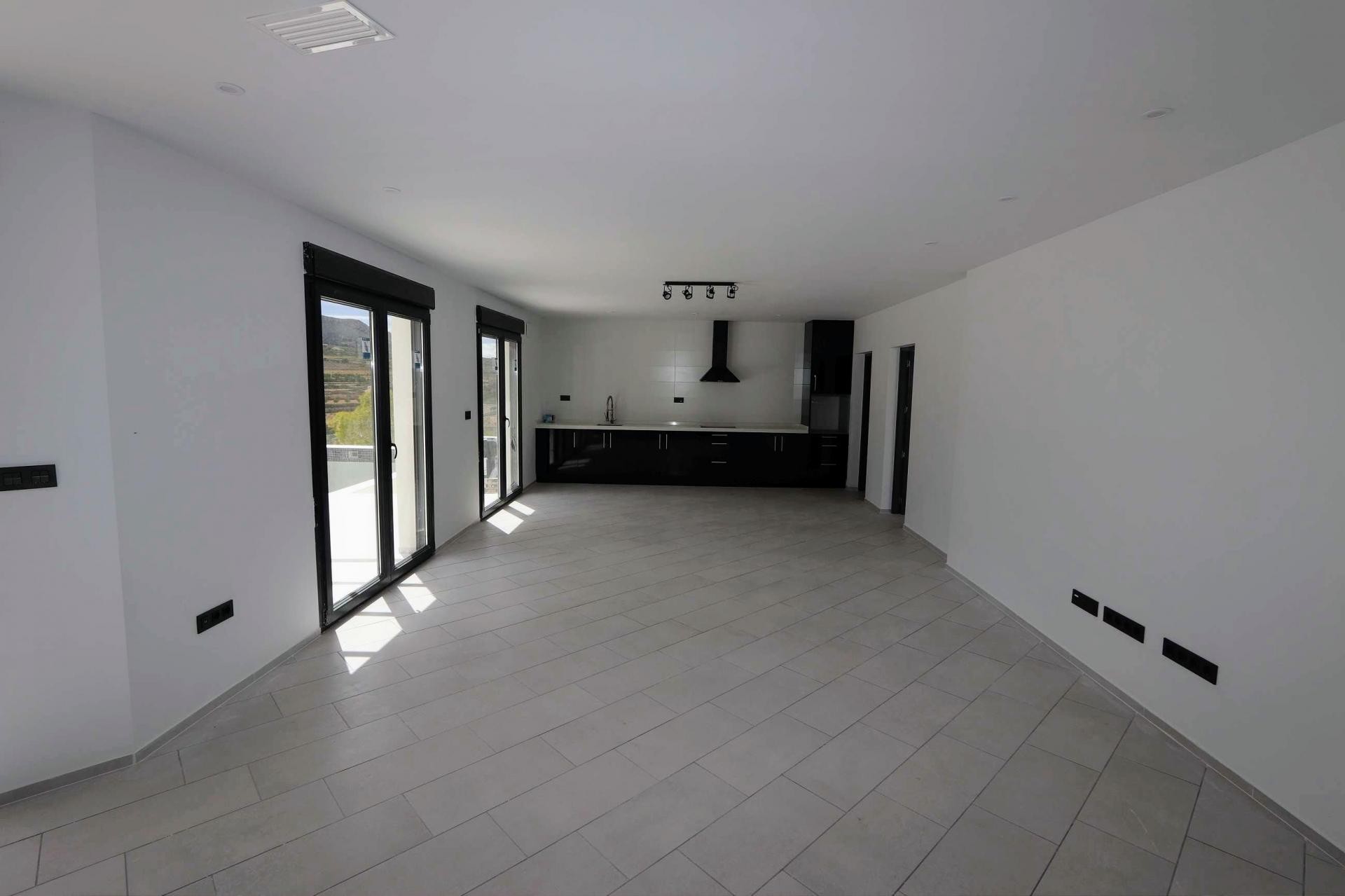 Resale - 4 Bedroom 2 Bathroom Villa in Aspe - - Alicante Resale - 4 Bedroom 2 Bathroom Villa in Aspe - - Alicante