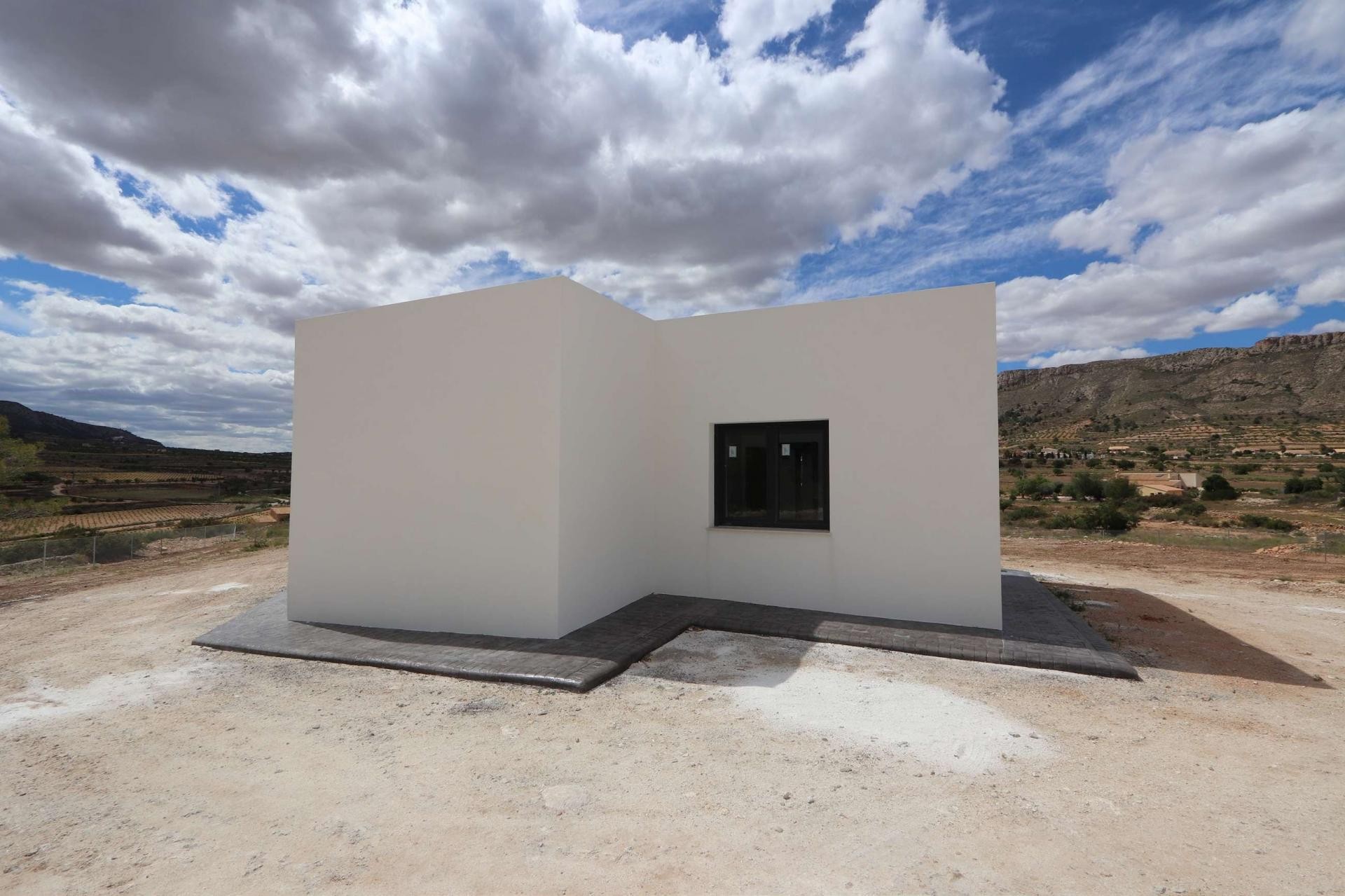 Resale - 4 Bedroom 2 Bathroom Villa in Aspe - - Alicante Resale - 4 Bedroom 2 Bathroom Villa in Aspe - - Alicante