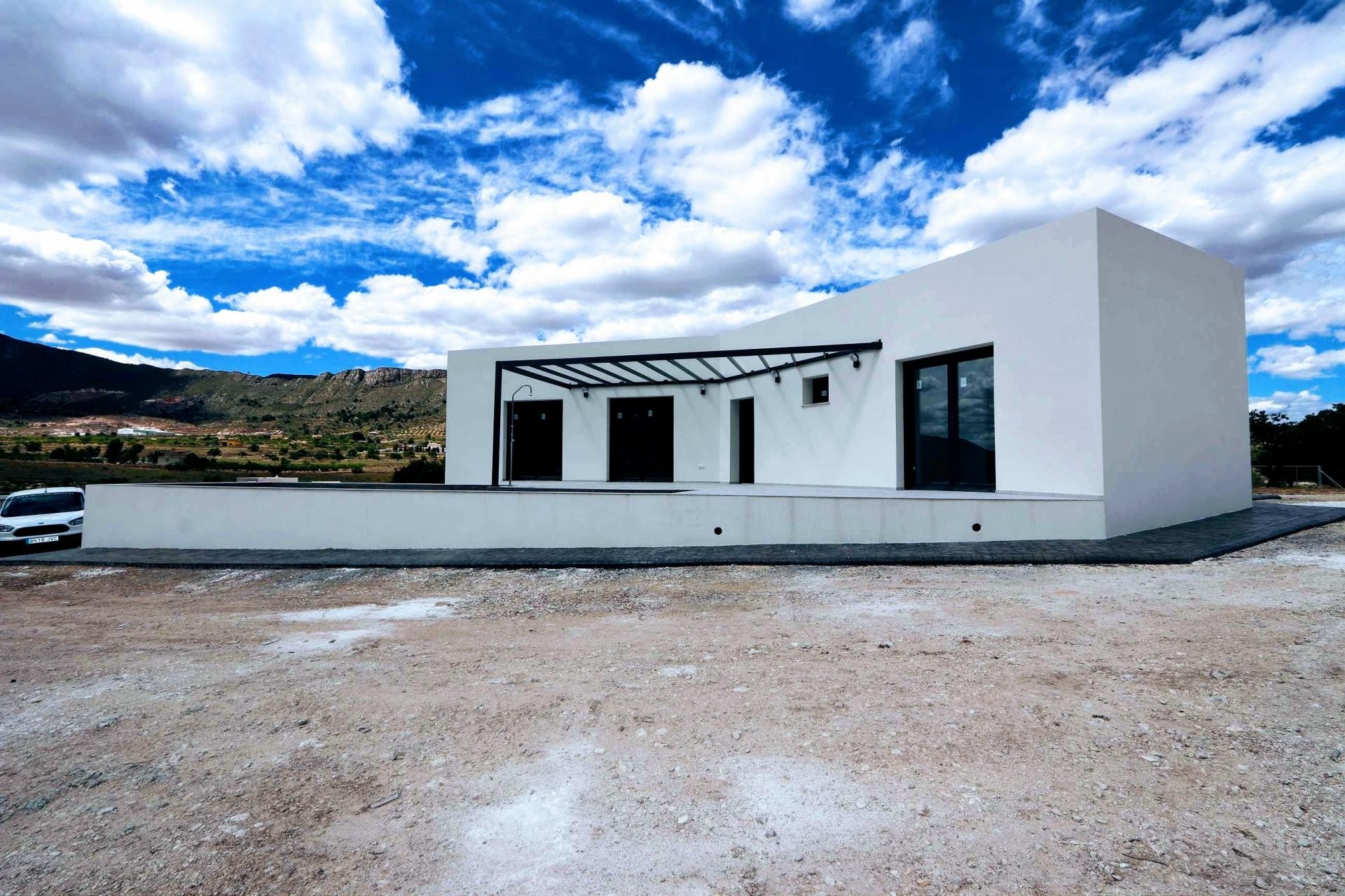 Resale - 4 Bedroom 2 Bathroom Villa in Aspe - - Alicante Resale - 4 Bedroom 2 Bathroom Villa in Aspe - - Alicante