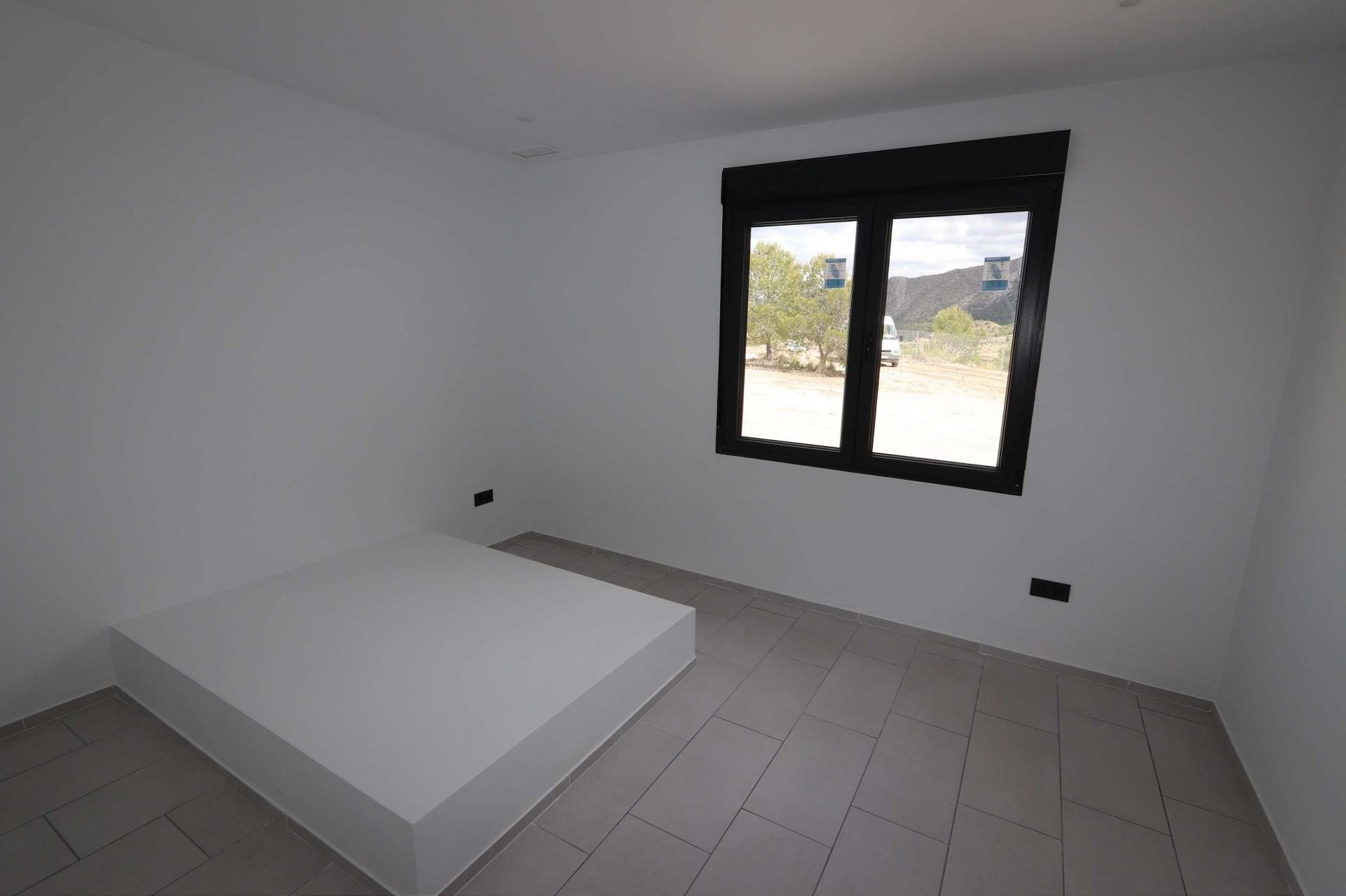 Resale - 4 Bedroom 2 Bathroom Villa in Aspe - - Alicante Resale - 4 Bedroom 2 Bathroom Villa in Aspe - - Alicante