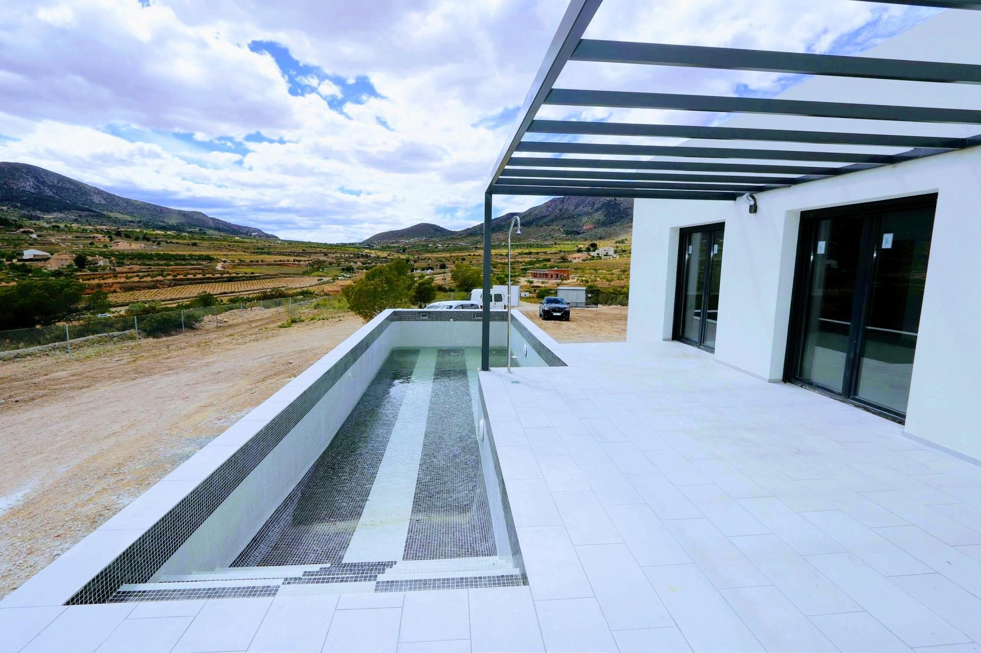 Resale - 4 Bedroom 2 Bathroom Villa in Aspe - - Alicante Resale - 4 Bedroom 2 Bathroom Villa in Aspe - - Alicante