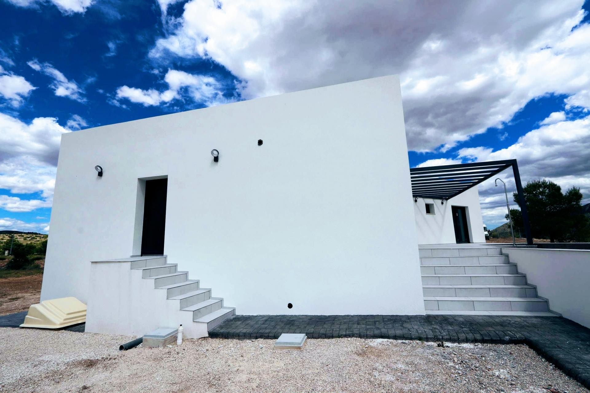 Resale - 4 Bedroom 2 Bathroom Villa in Aspe - - Alicante Resale - 4 Bedroom 2 Bathroom Villa in Aspe - - Alicante