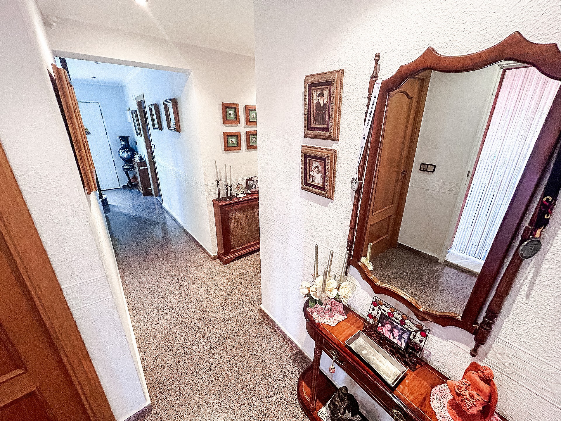 Resale - 7 Bedroom 3 Bathroom Villa in Onil - - Alicante Resale - 7 Bedroom 3 Bathroom Villa in Onil - - Alicante