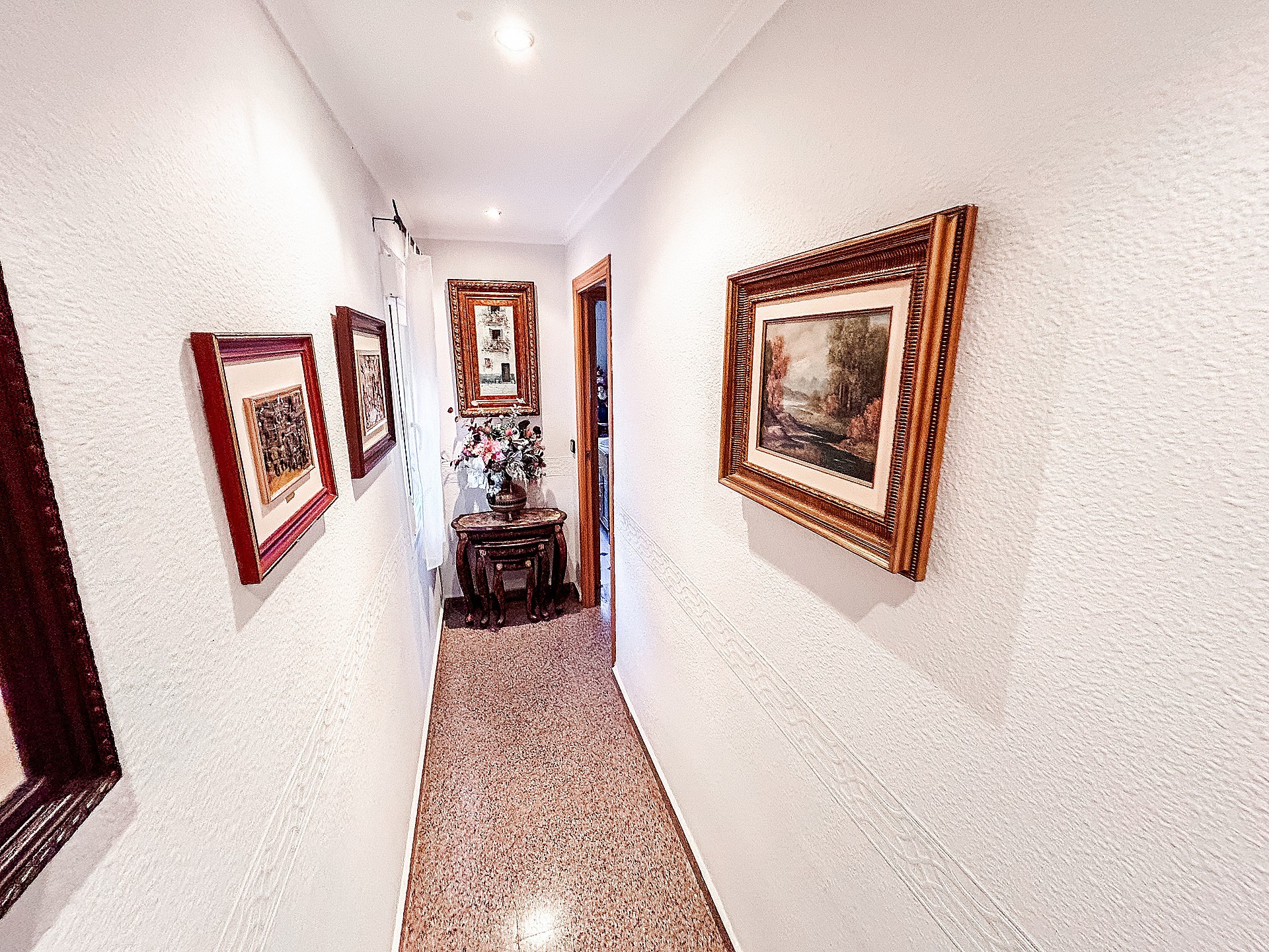 Resale - 7 Bedroom 3 Bathroom Villa in Onil - - Alicante Resale - 7 Bedroom 3 Bathroom Villa in Onil - - Alicante