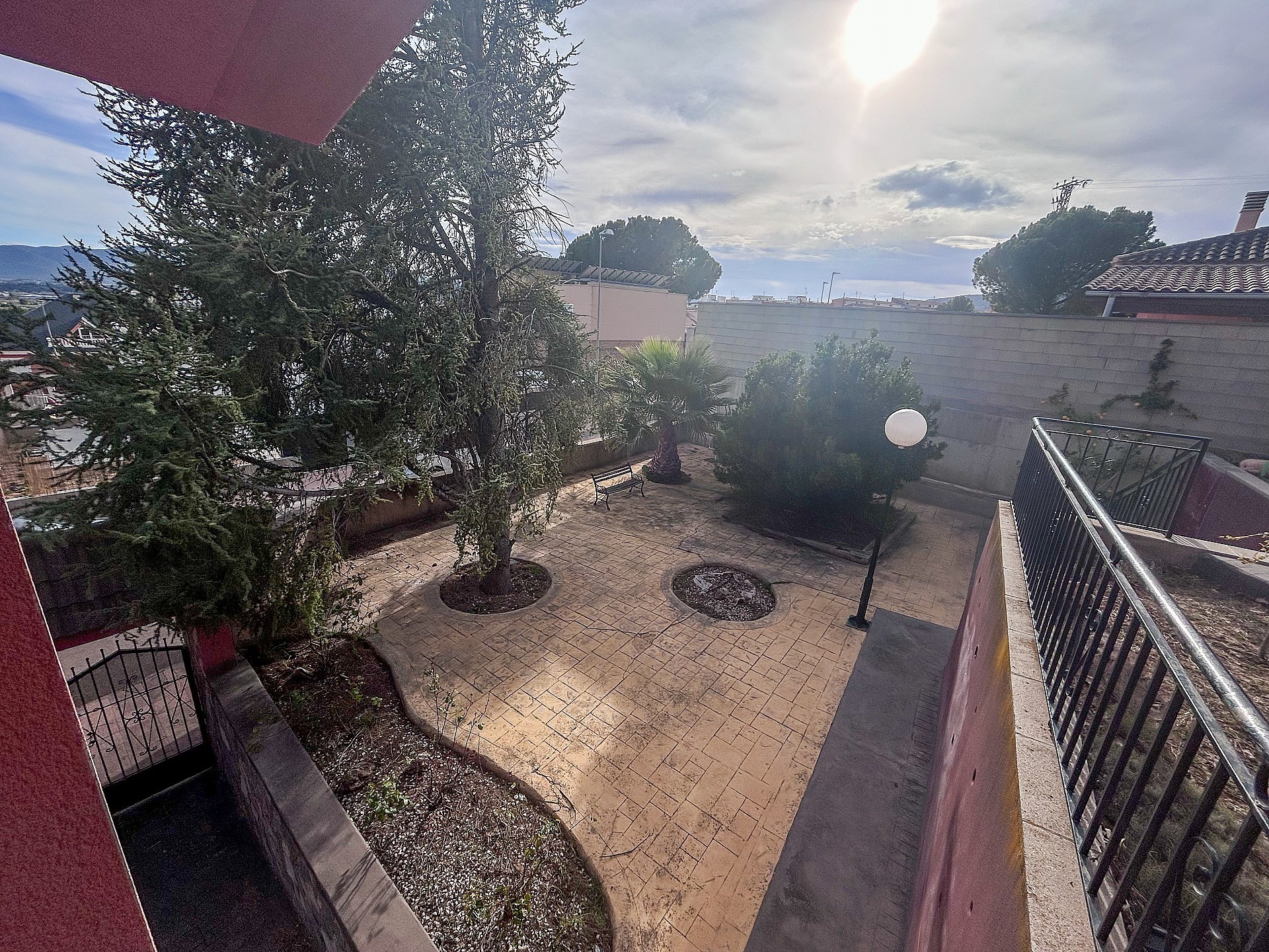 Resale - 7 Bedroom 3 Bathroom Villa in Onil - - Alicante Resale - 7 Bedroom 3 Bathroom Villa in Onil - - Alicante