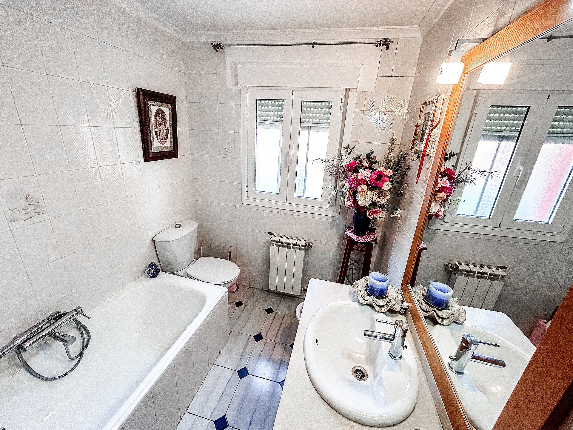 Resale - 7 Bedroom 3 Bathroom Villa in Onil - - Alicante Resale - 7 Bedroom 3 Bathroom Villa in Onil - - Alicante