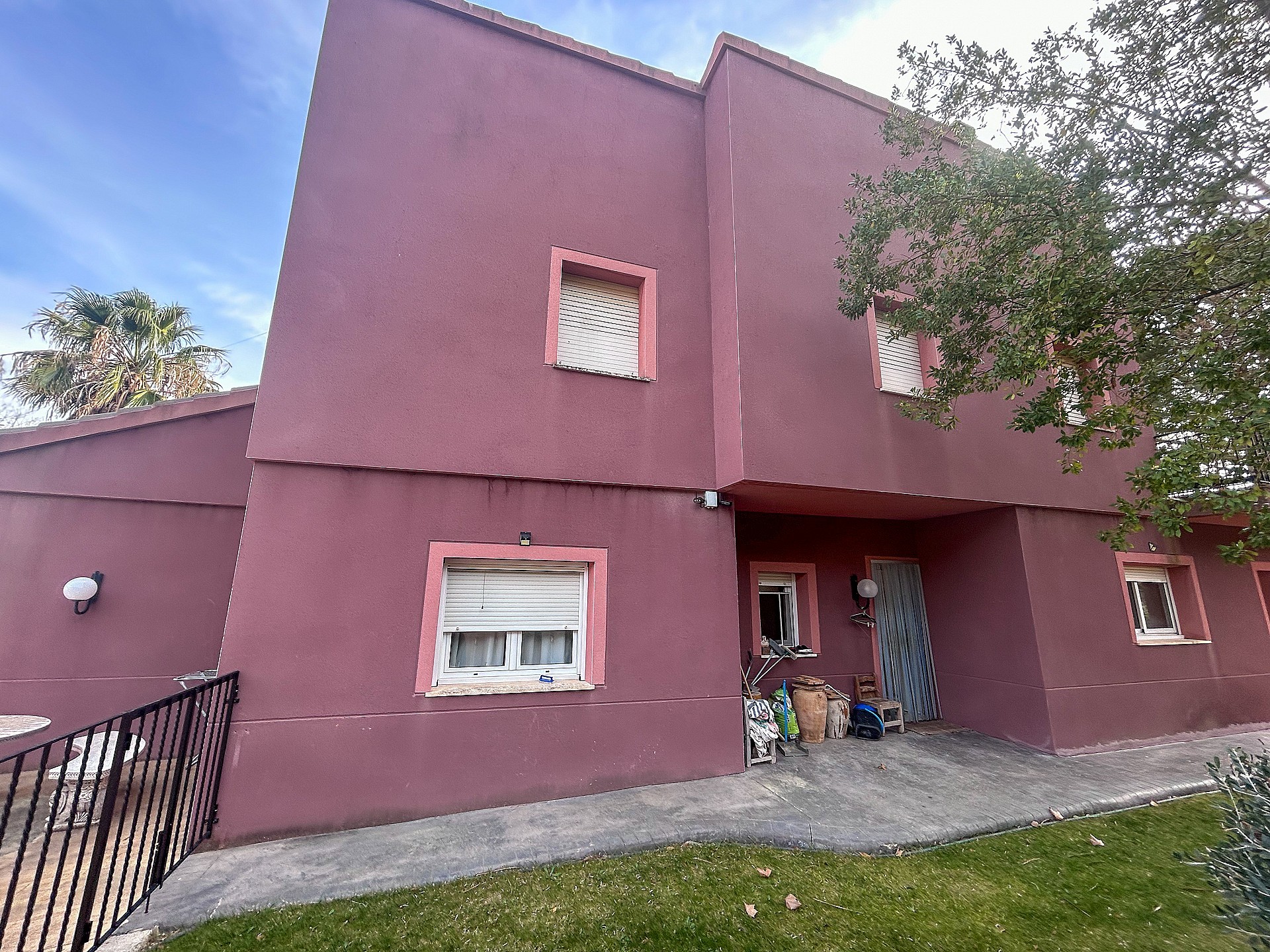 Resale - 7 Bedroom 3 Bathroom Villa in Onil - - Alicante Resale - 7 Bedroom 3 Bathroom Villa in Onil - - Alicante