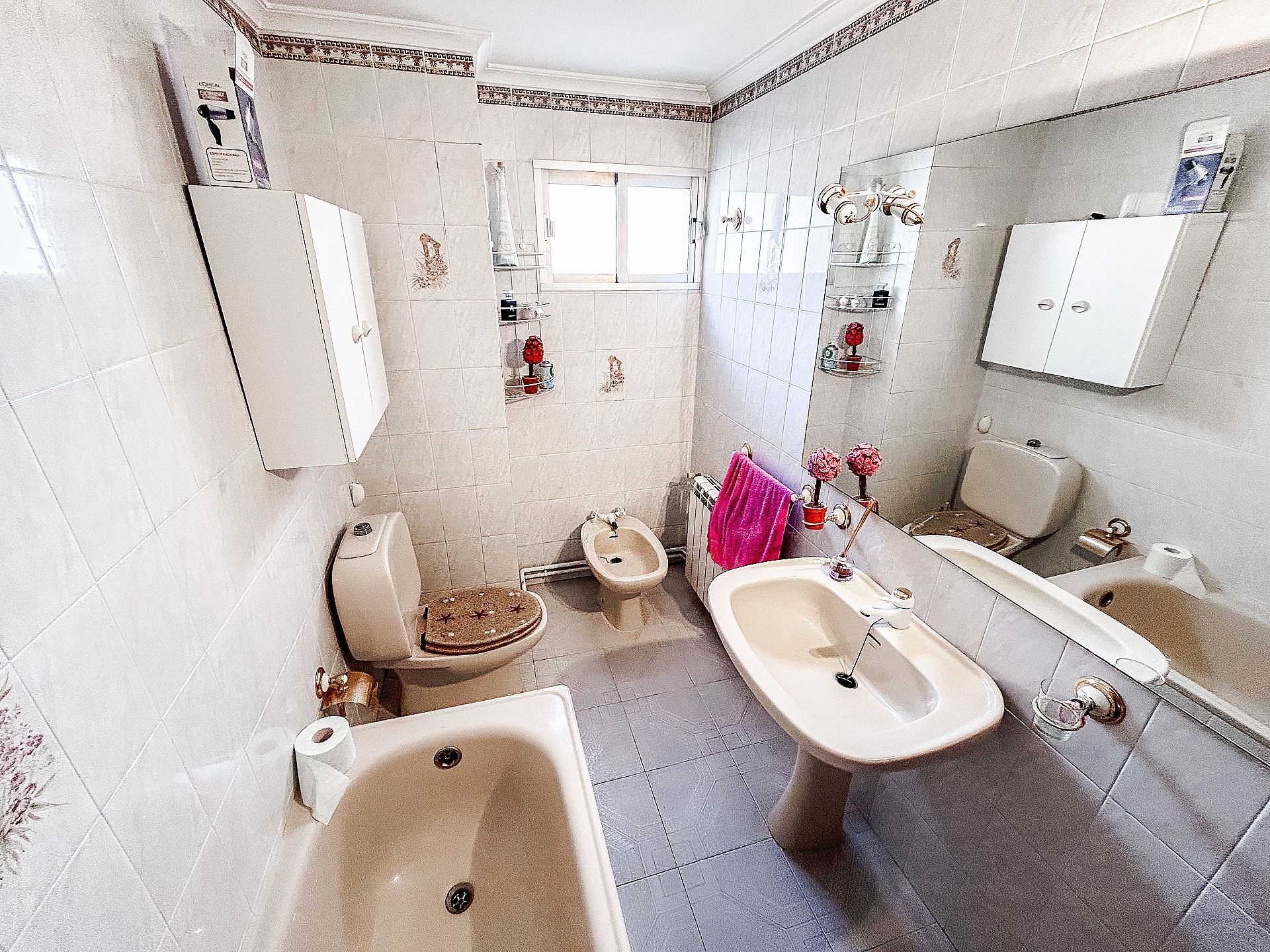 Resale - 7 Bedroom 3 Bathroom Villa in Onil - - Alicante Resale - 7 Bedroom 3 Bathroom Villa in Onil - - Alicante