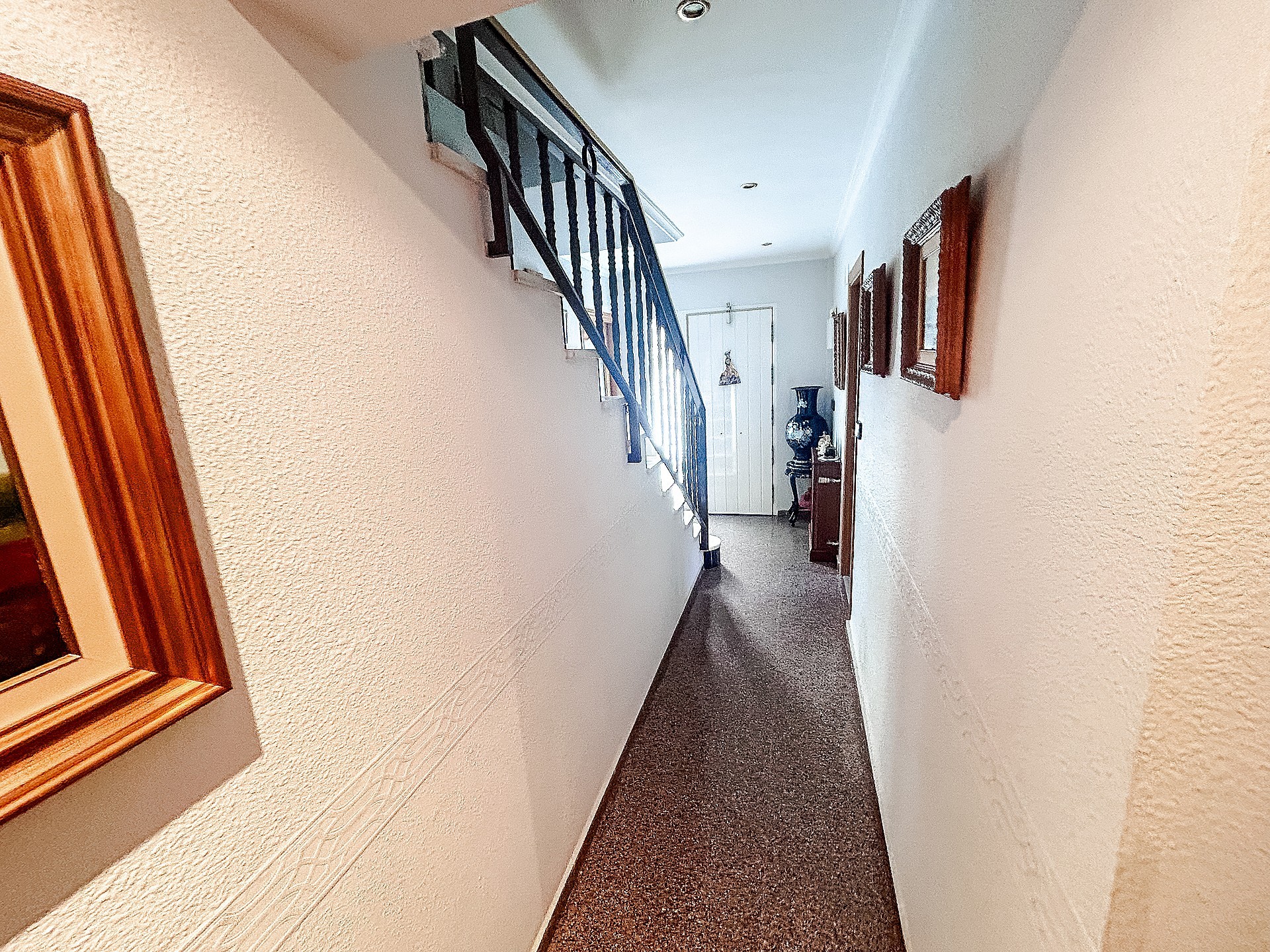 Resale - 7 Bedroom 3 Bathroom Villa in Onil - - Alicante Resale - 7 Bedroom 3 Bathroom Villa in Onil - - Alicante