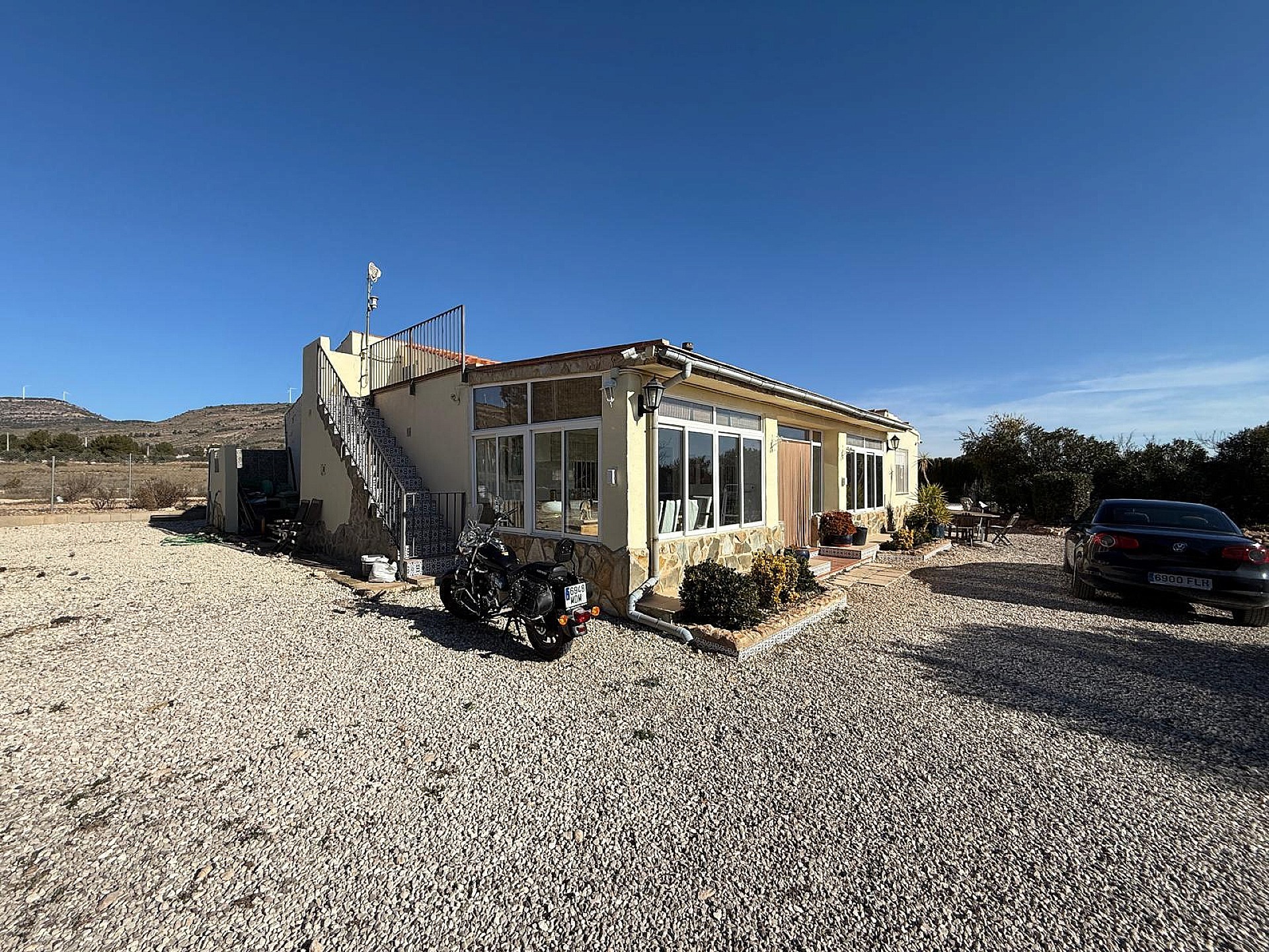 Resale - 4 Bedroom 2 Bathroom Villa in Caudete - - Albacete Resale - 4 Bedroom 2 Bathroom Villa in Caudete - - Albacete