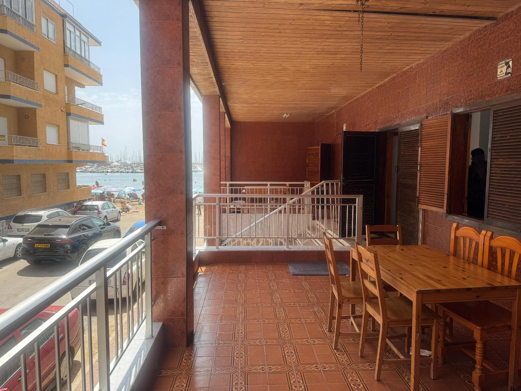 Resale - 4 Bedroom 4 Bathroom Apartamento in Torrevieja - Playa del Acequión - Alicante Resale - 4 Bedroom 4 Bathroom Apartamento in Torrevieja - Playa del Acequión - Alicante