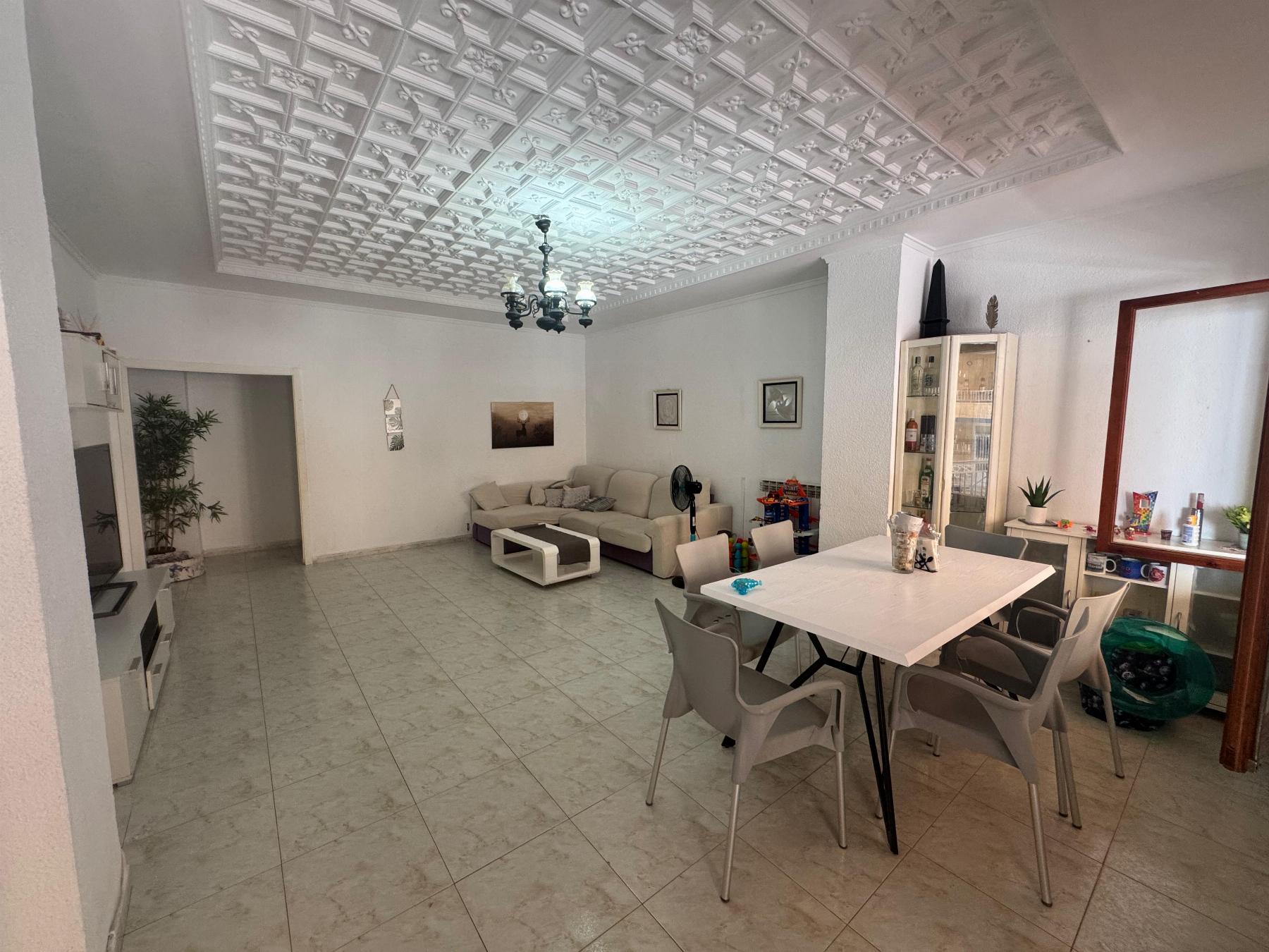 Resale - 4 Bedroom 4 Bathroom Apartamento in Torrevieja - Playa del Acequión - Alicante Resale - 4 Bedroom 4 Bathroom Apartamento in Torrevieja - Playa del Acequión - Alicante