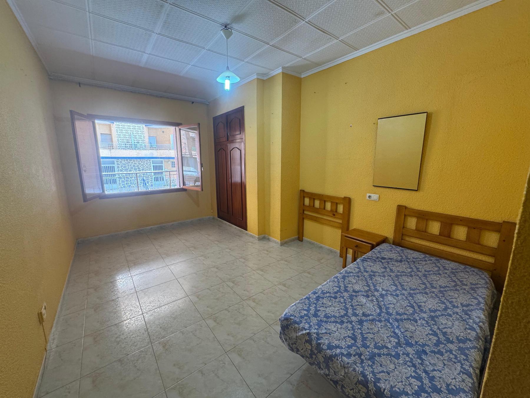 Resale - 4 Bedroom 4 Bathroom Apartamento in Torrevieja - Playa del Acequión - Alicante Resale - 4 Bedroom 4 Bathroom Apartamento in Torrevieja - Playa del Acequión - Alicante