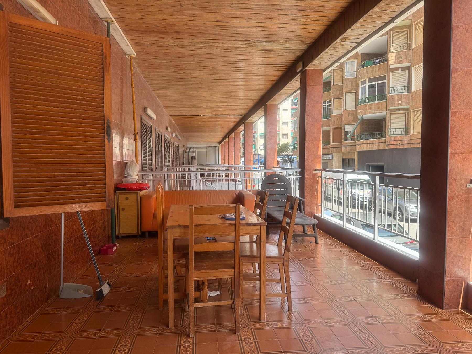 Resale - 4 Bedroom 4 Bathroom Apartamento in Torrevieja - Playa del Acequión - Alicante Resale - 4 Bedroom 4 Bathroom Apartamento in Torrevieja - Playa del Acequión - Alicante