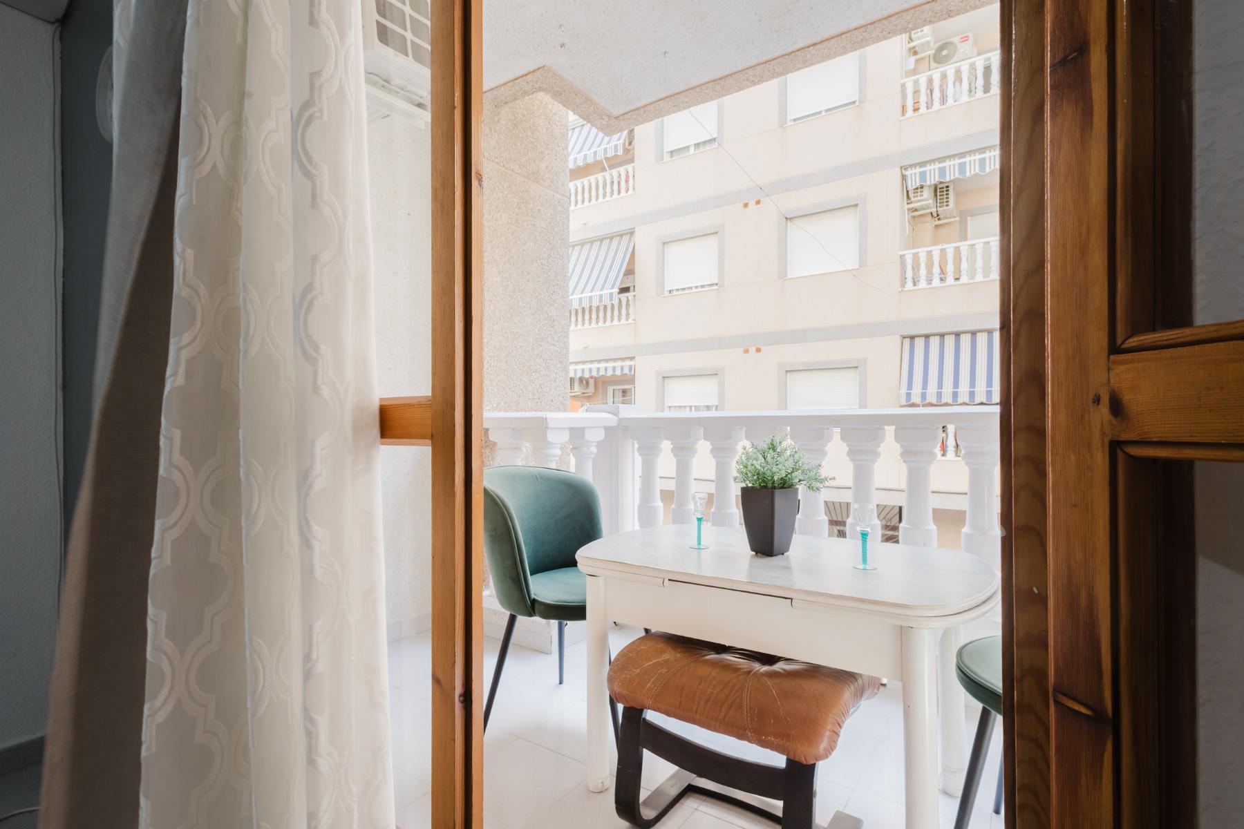 Resale - 2 Bedroom 1 Bathroom Apartamento in Torrevieja - Playa de La Acequion - Alicante Resale - 2 Bedroom 1 Bathroom Apartamento in Torrevieja - Playa de La Acequion - Alicante