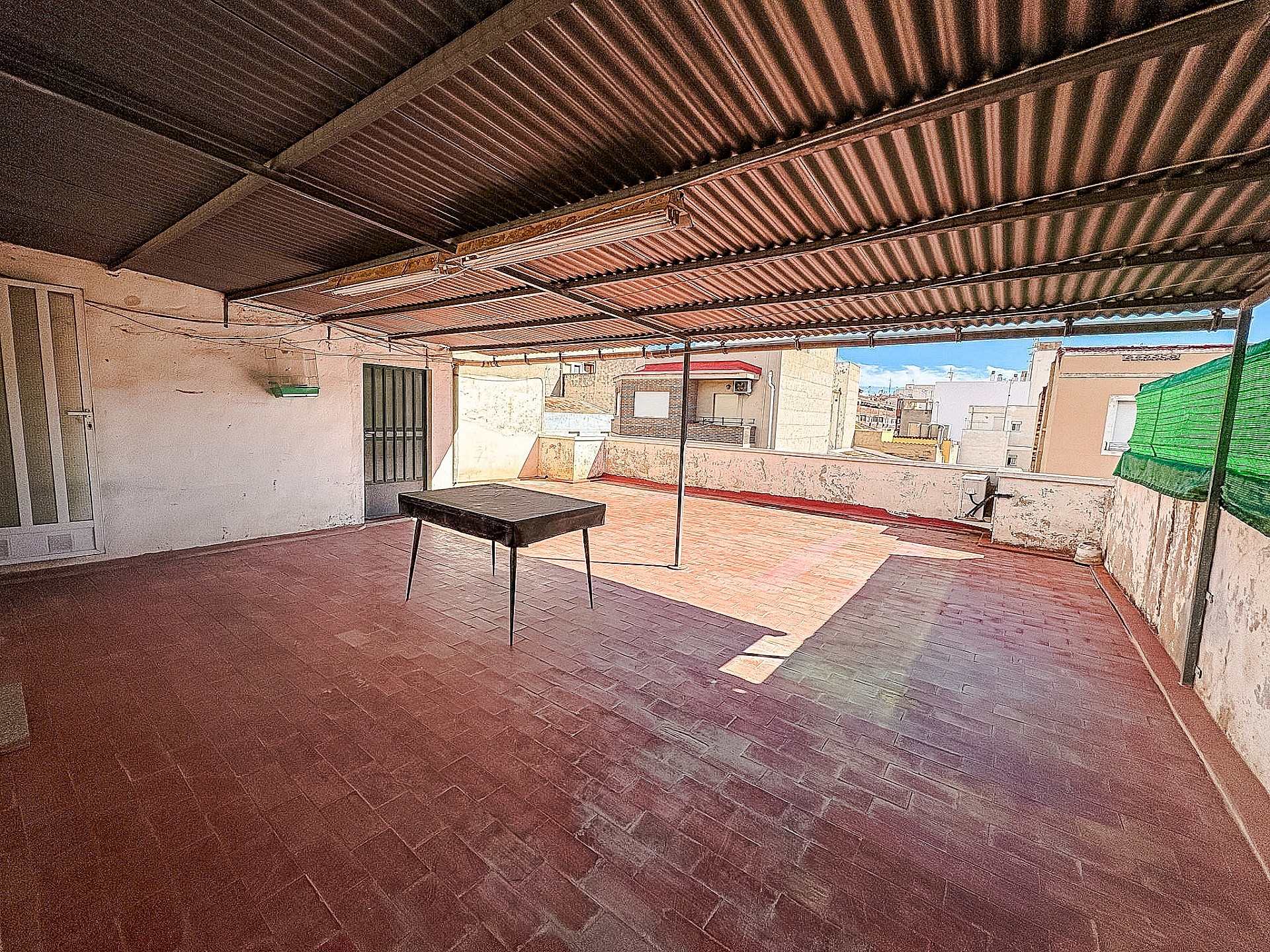 Resale - 4 Bedroom 2 Bathroom Townhouse in Elda - - Alicante Resale - 4 Bedroom 2 Bathroom Townhouse in Elda - - Alicante