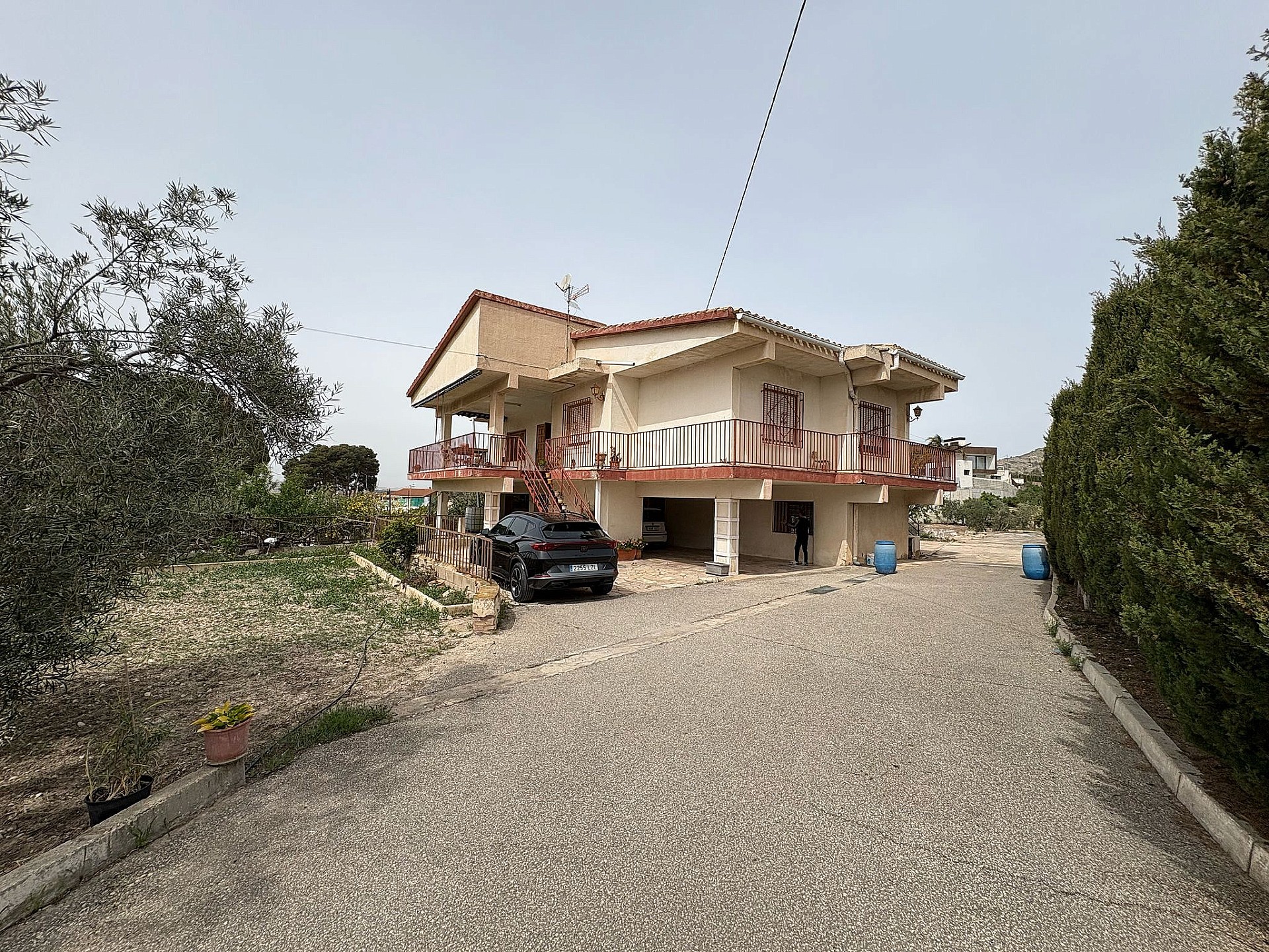 Resale - 4 Bedroom 1 Bathroom Country house in Petrer - - Alicante Resale - 4 Bedroom 1 Bathroom Country house in Petrer - - Alicante