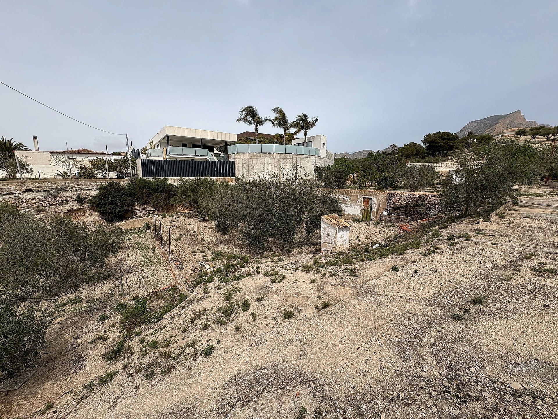 Resale - 4 Bedroom 1 Bathroom Country house in Petrer - - Alicante Resale - 4 Bedroom 1 Bathroom Country house in Petrer - - Alicante