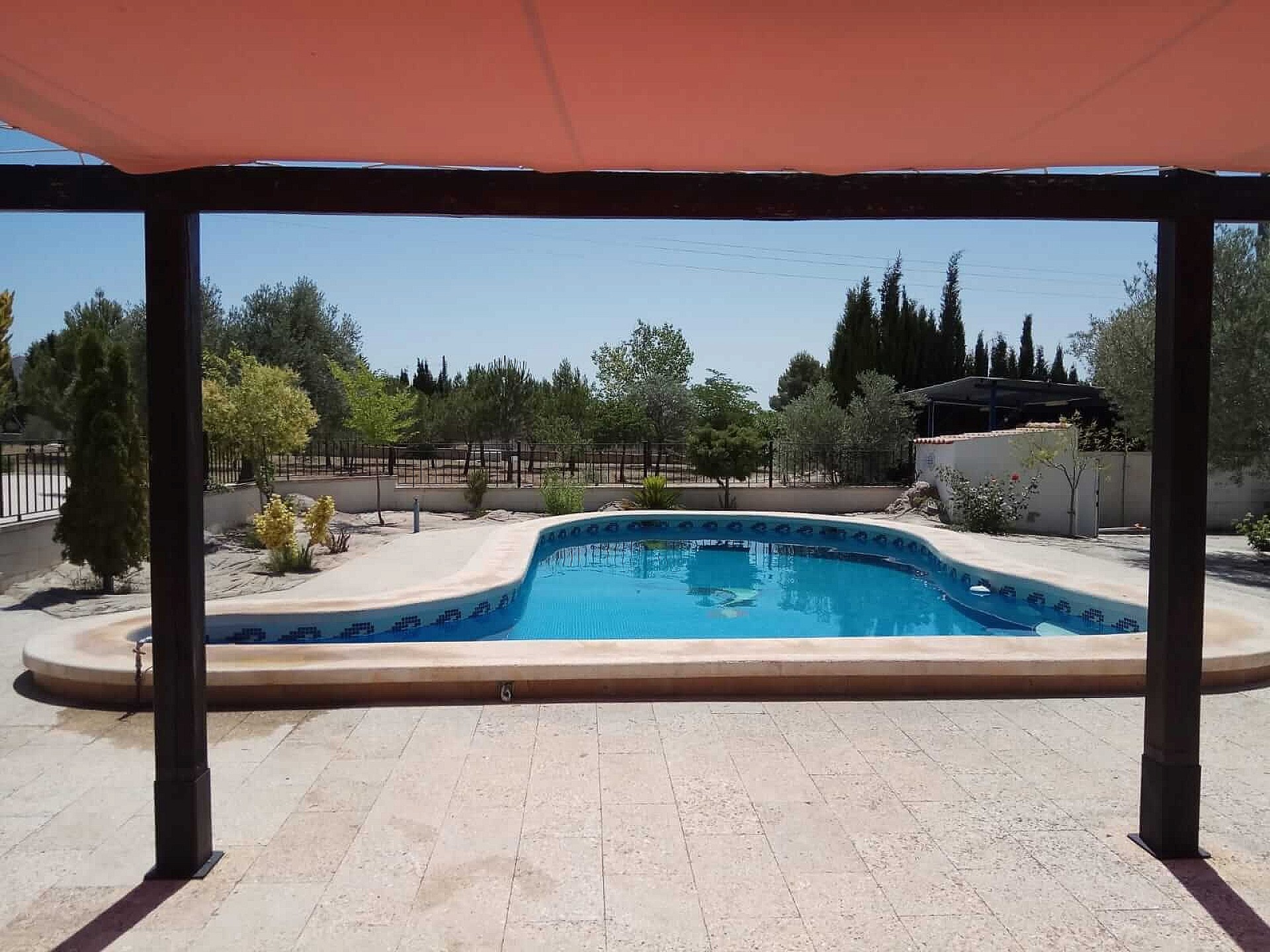 Resale - 4 Bedroom 2 Bathroom Villa in Yecla - - Murcia Resale - 4 Bedroom 2 Bathroom Villa in Yecla - - Murcia