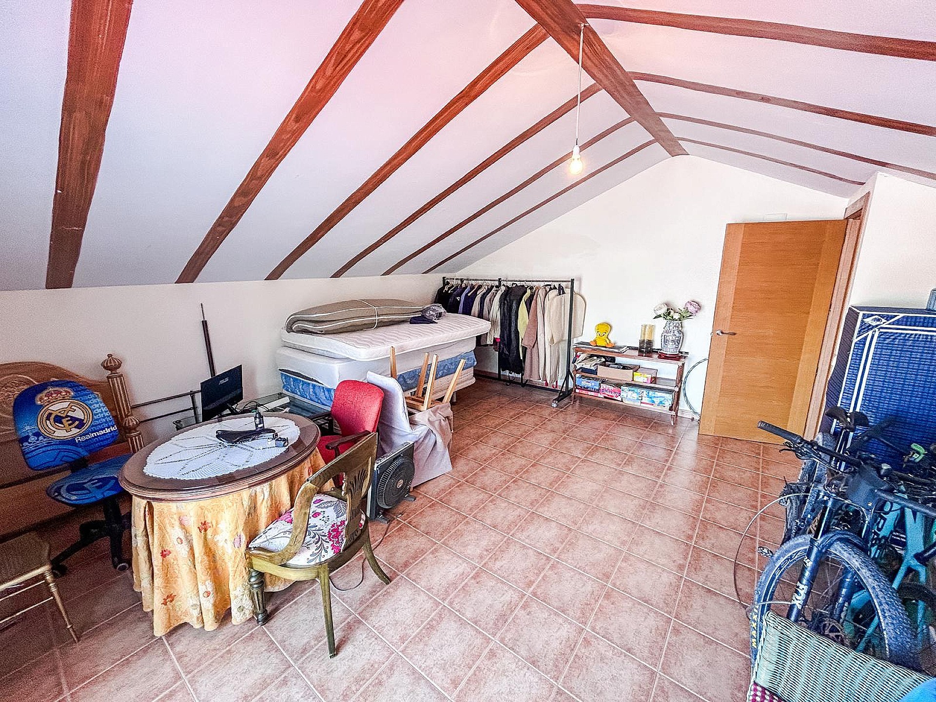 Resale - 4 Bedroom 2 Bathroom Villa in Yecla - - Murcia Resale - 4 Bedroom 2 Bathroom Villa in Yecla - - Murcia