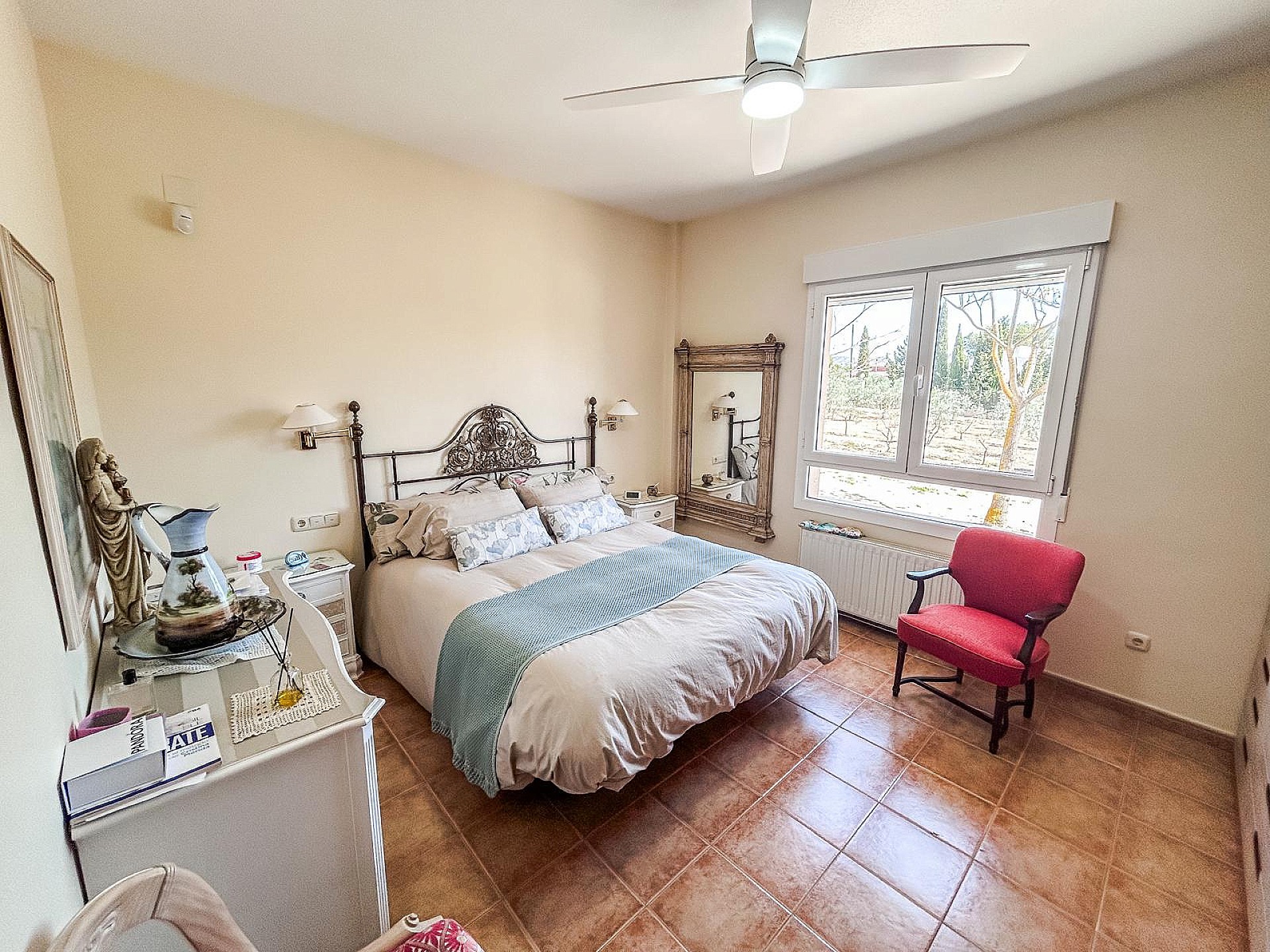 Resale - 4 Bedroom 2 Bathroom Villa in Yecla - - Murcia Resale - 4 Bedroom 2 Bathroom Villa in Yecla - - Murcia