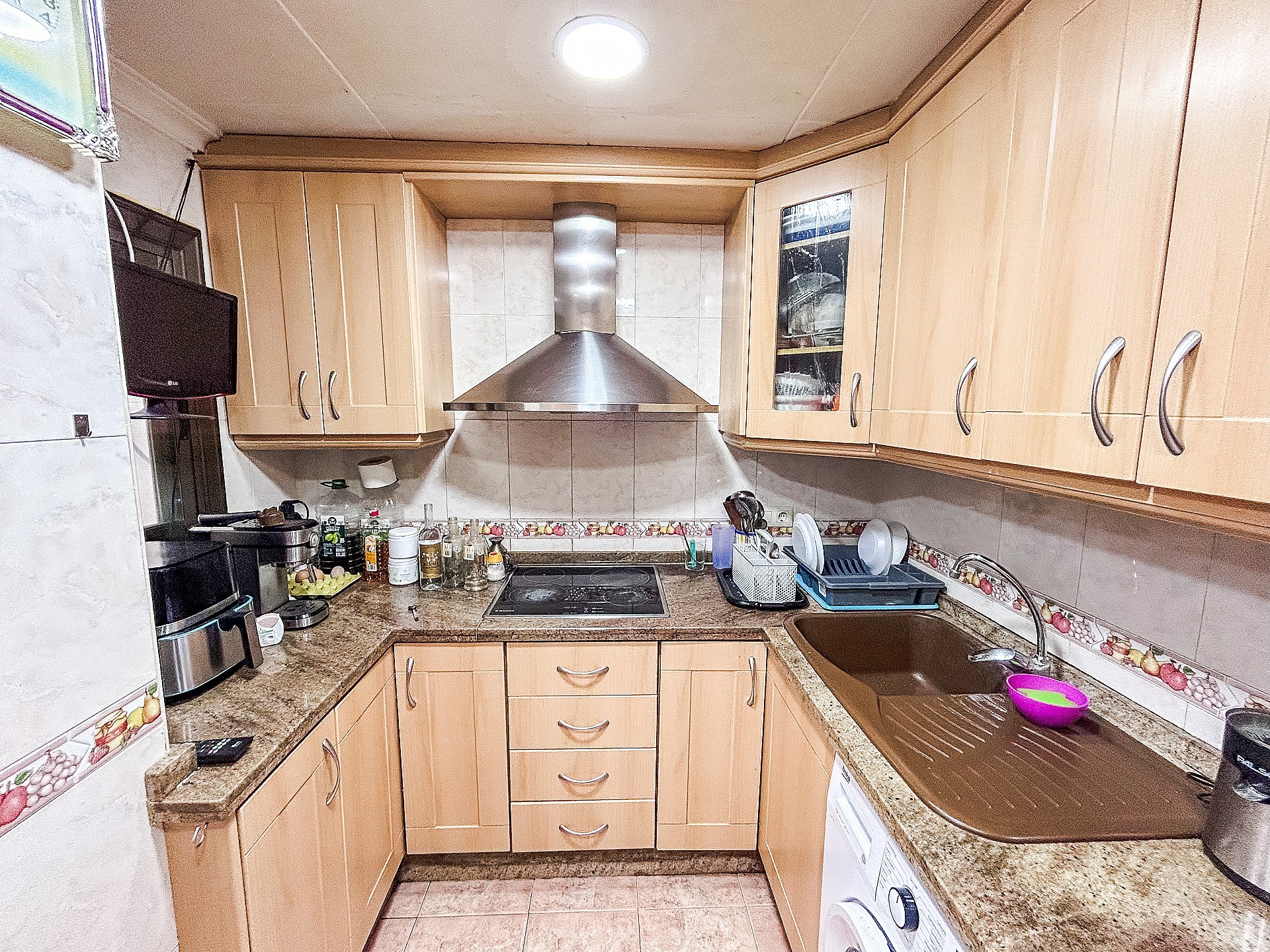 Resale - 4 Bedroom 2 Bathroom Apartment in Elda - - Alicante Resale - 4 Bedroom 2 Bathroom Apartment in Elda - - Alicante
