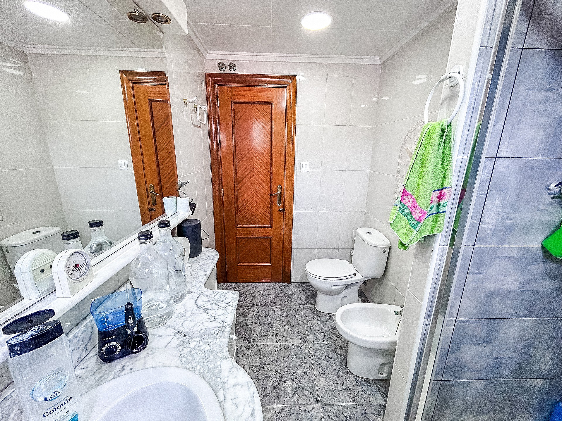 Resale - 4 Bedroom 2 Bathroom Apartment in Elda - - Alicante Resale - 4 Bedroom 2 Bathroom Apartment in Elda - - Alicante