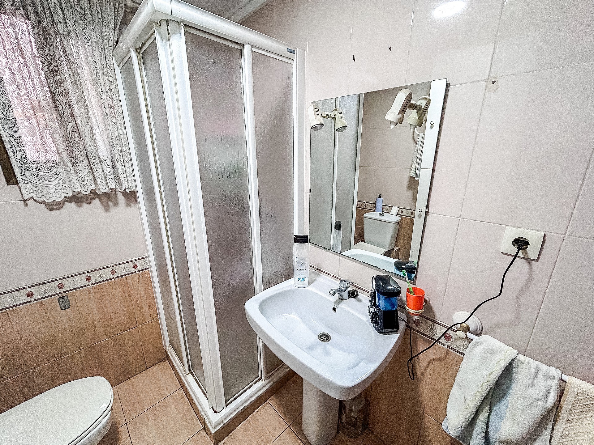 Resale - 4 Bedroom 2 Bathroom Apartment in Elda - - Alicante Resale - 4 Bedroom 2 Bathroom Apartment in Elda - - Alicante