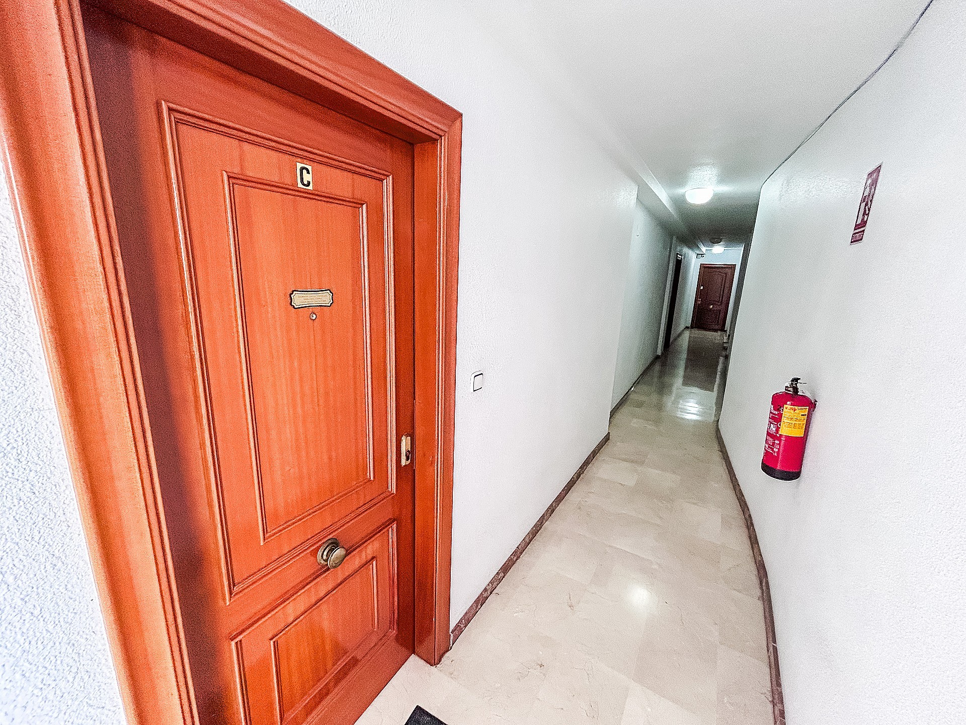 Resale - 4 Bedroom 2 Bathroom Apartment in Elda - - Alicante Resale - 4 Bedroom 2 Bathroom Apartment in Elda - - Alicante