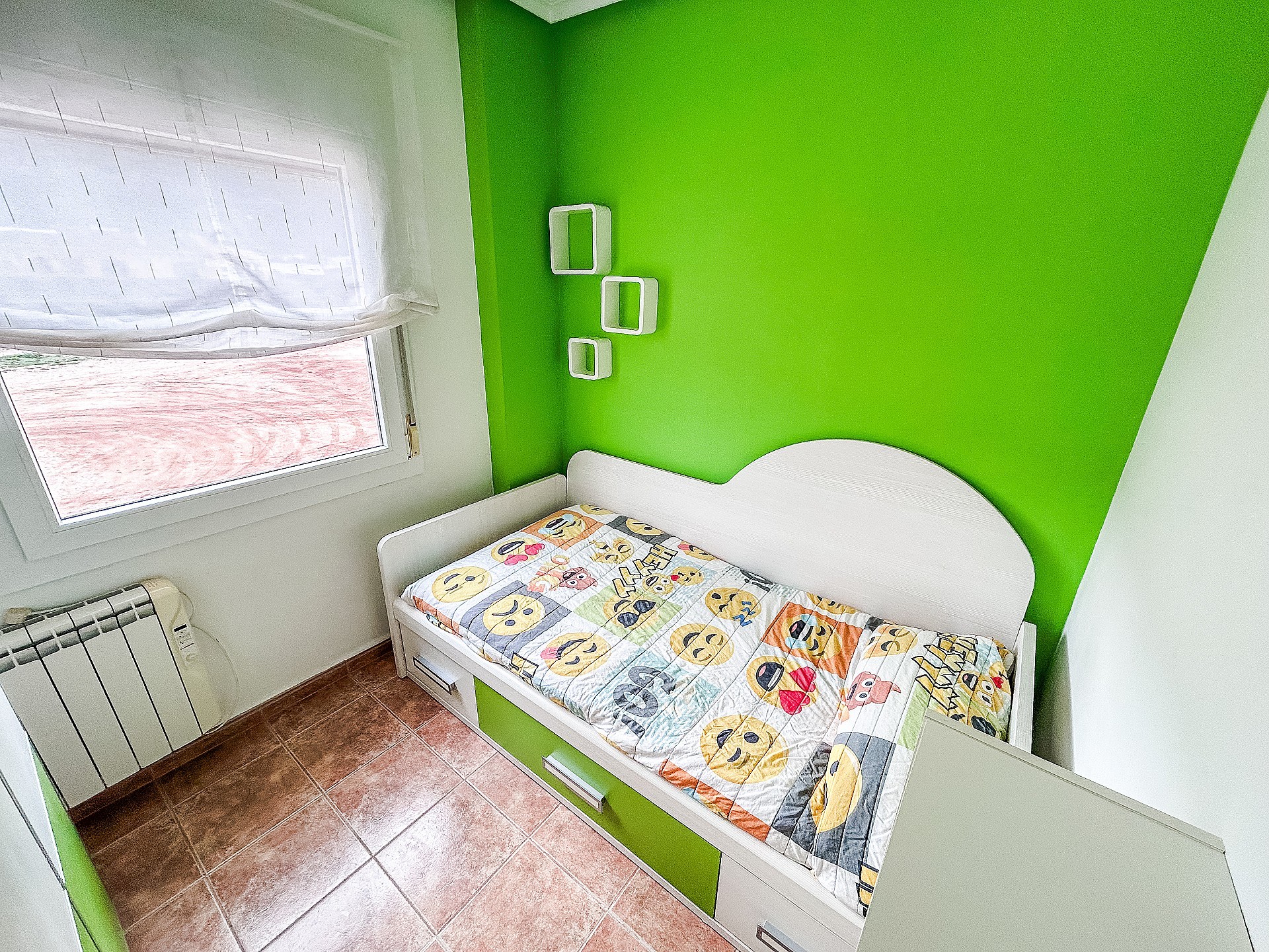 Resale - 5 Bedroom 2 Bathroom Townhouse in Pinoso - - Alicante Resale - 5 Bedroom 2 Bathroom Townhouse in Pinoso - - Alicante